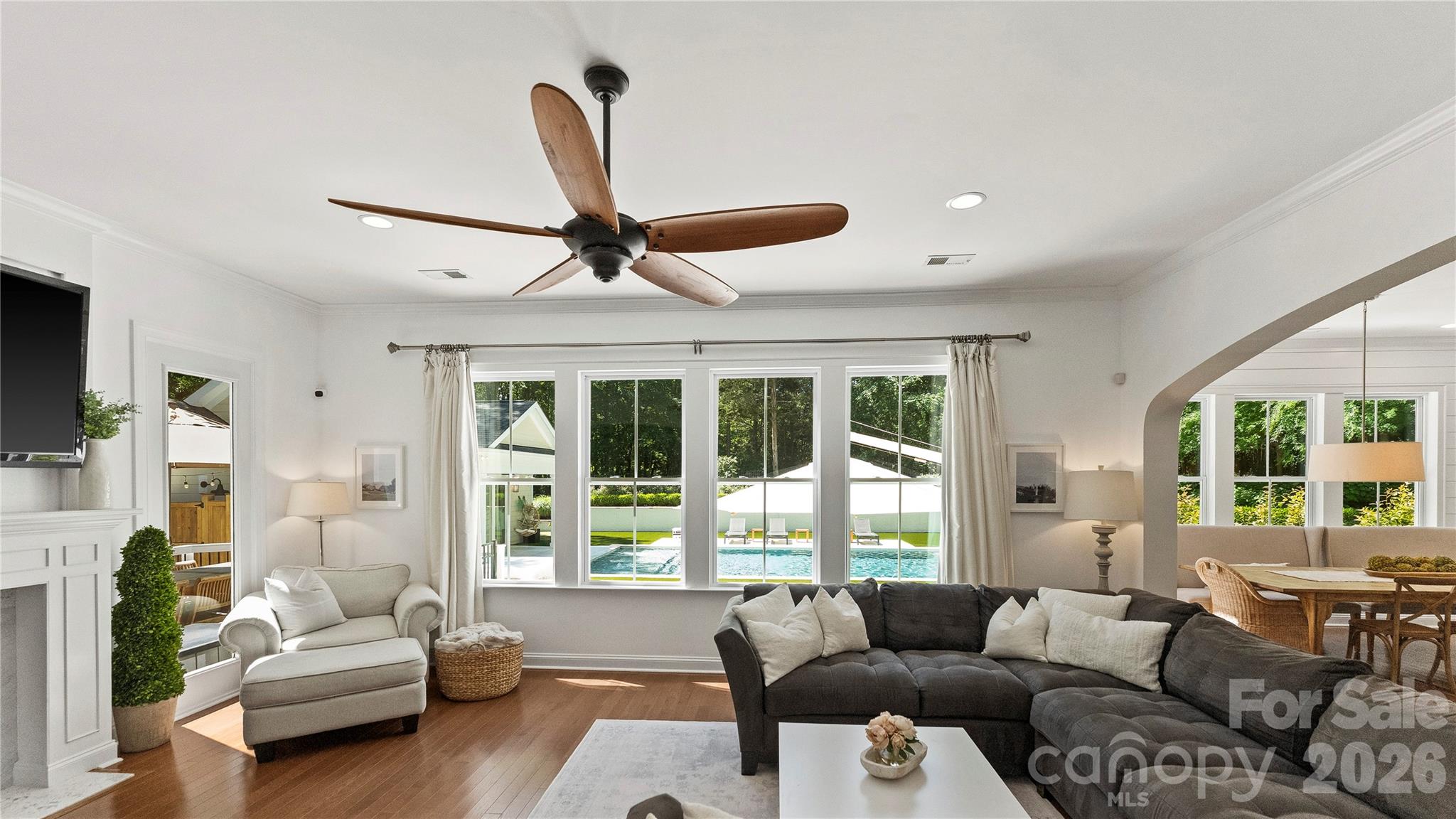 12835 Elkhorn Drive — Charlotte