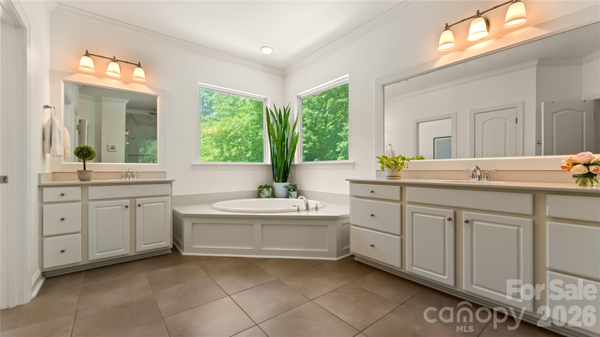 12835 Elkhorn Drive — Charlotte