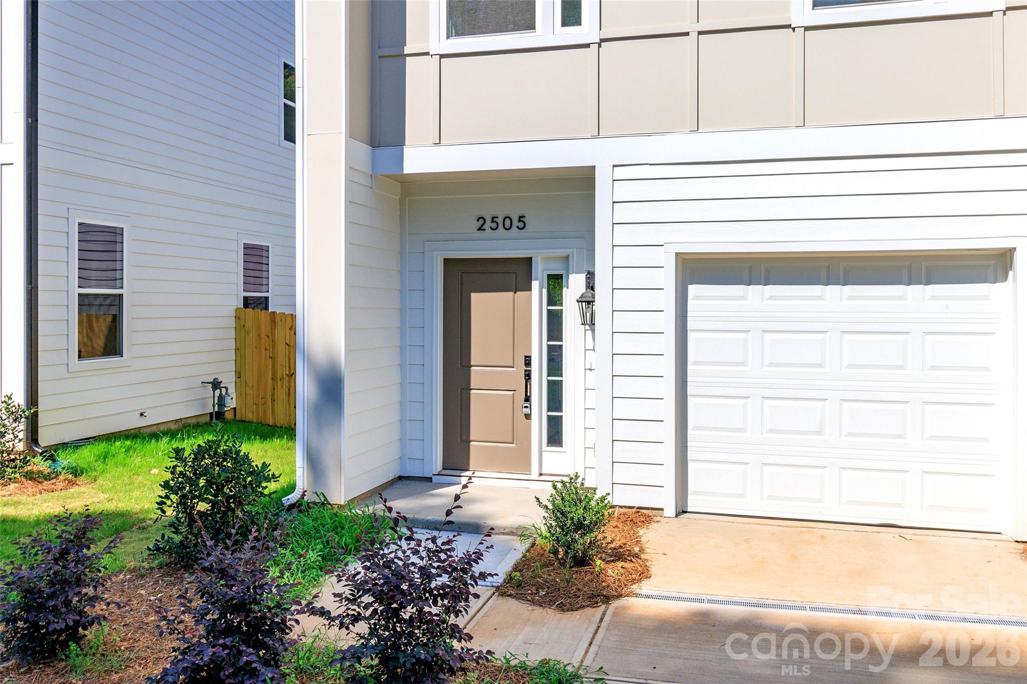 2505 Elon Street — Charlotte