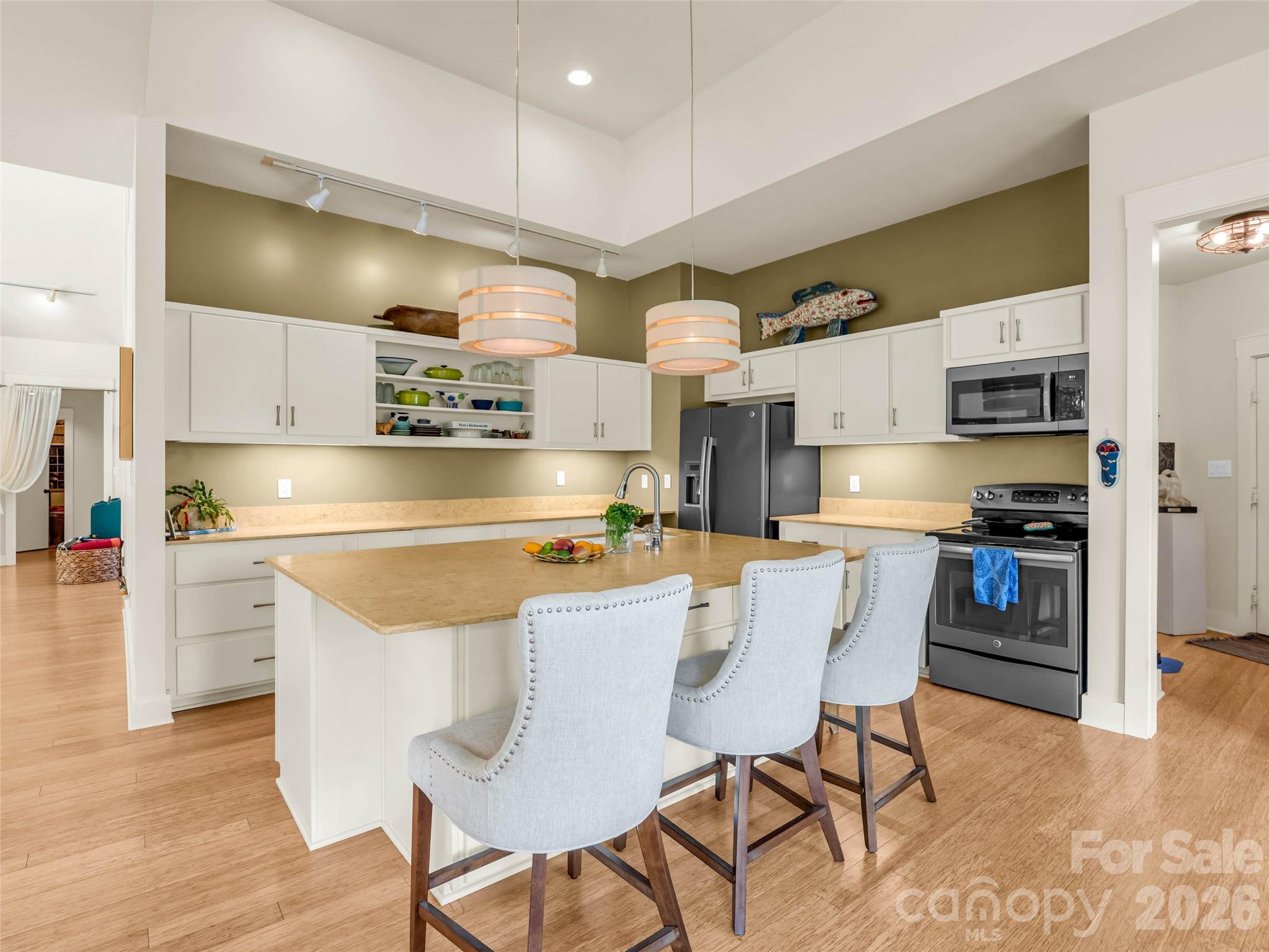 120 Glenn Court — Mill Spring