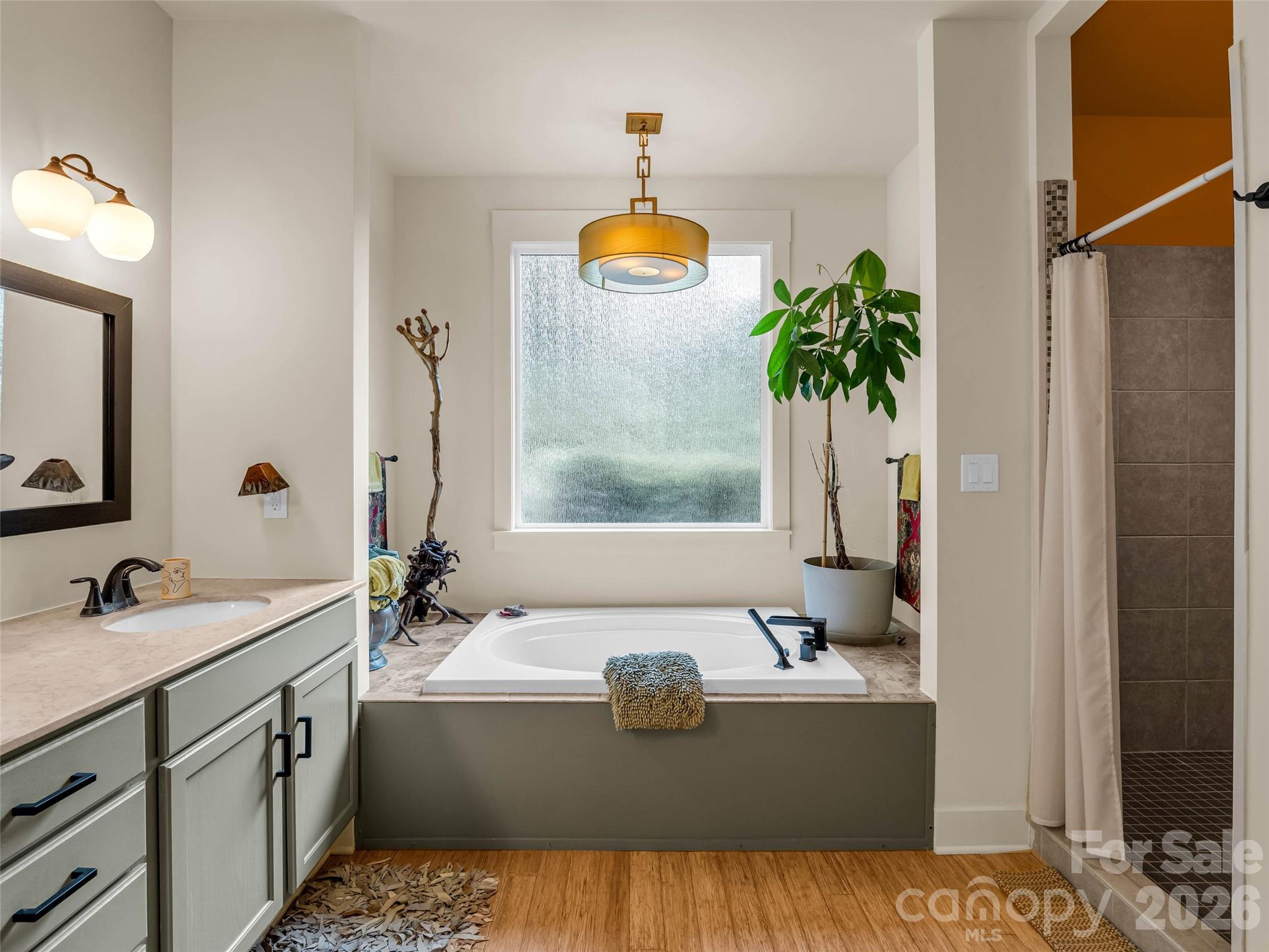 120 Glenn Court — Mill Spring