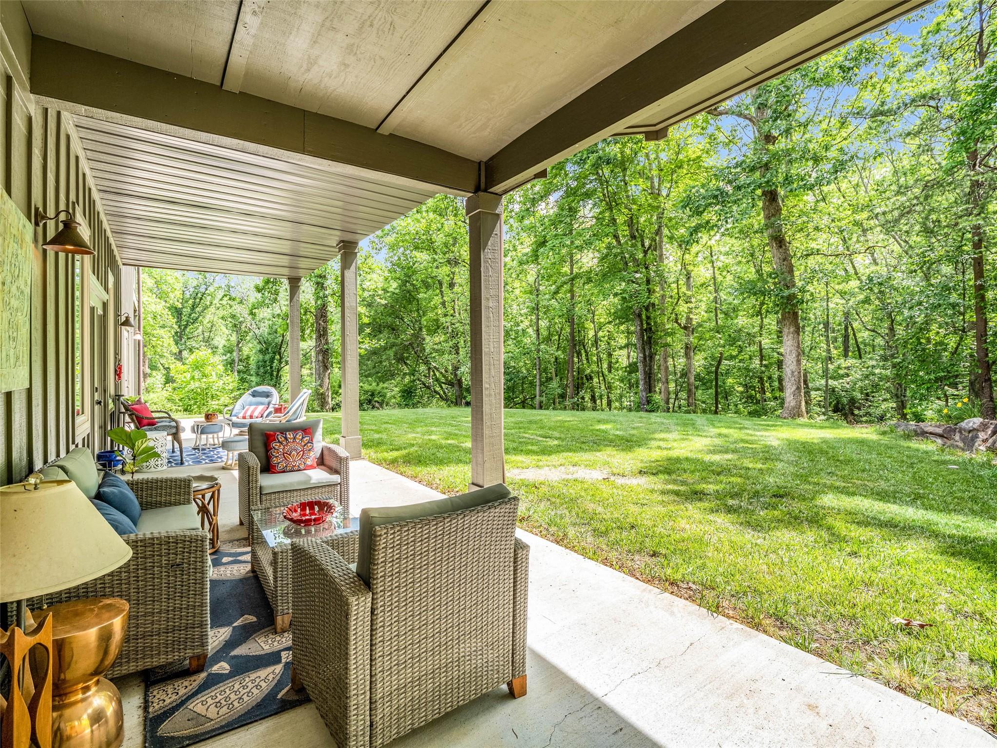 120 Glenn Court — Mill Spring