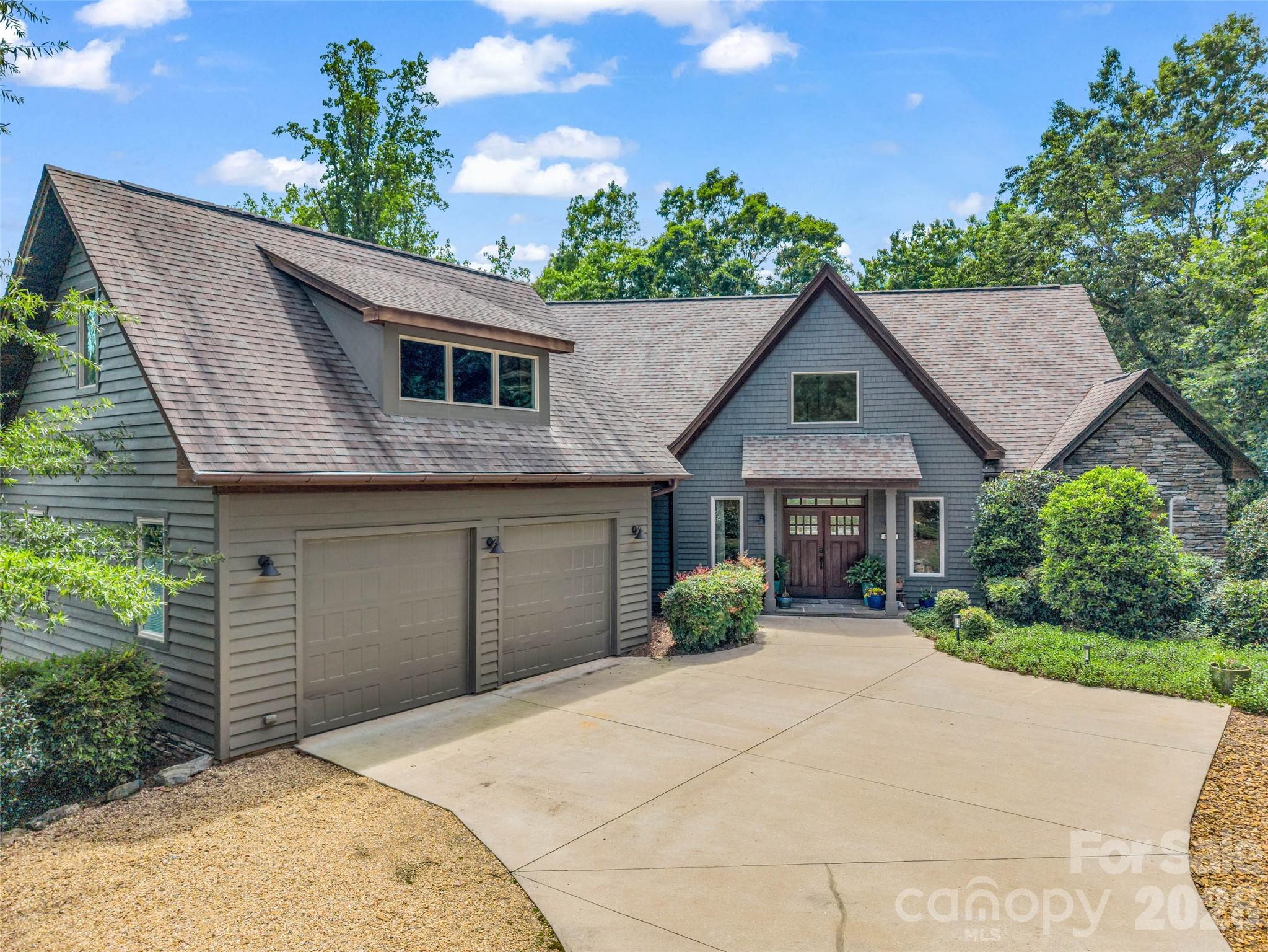 120 Glenn Court — Mill Spring