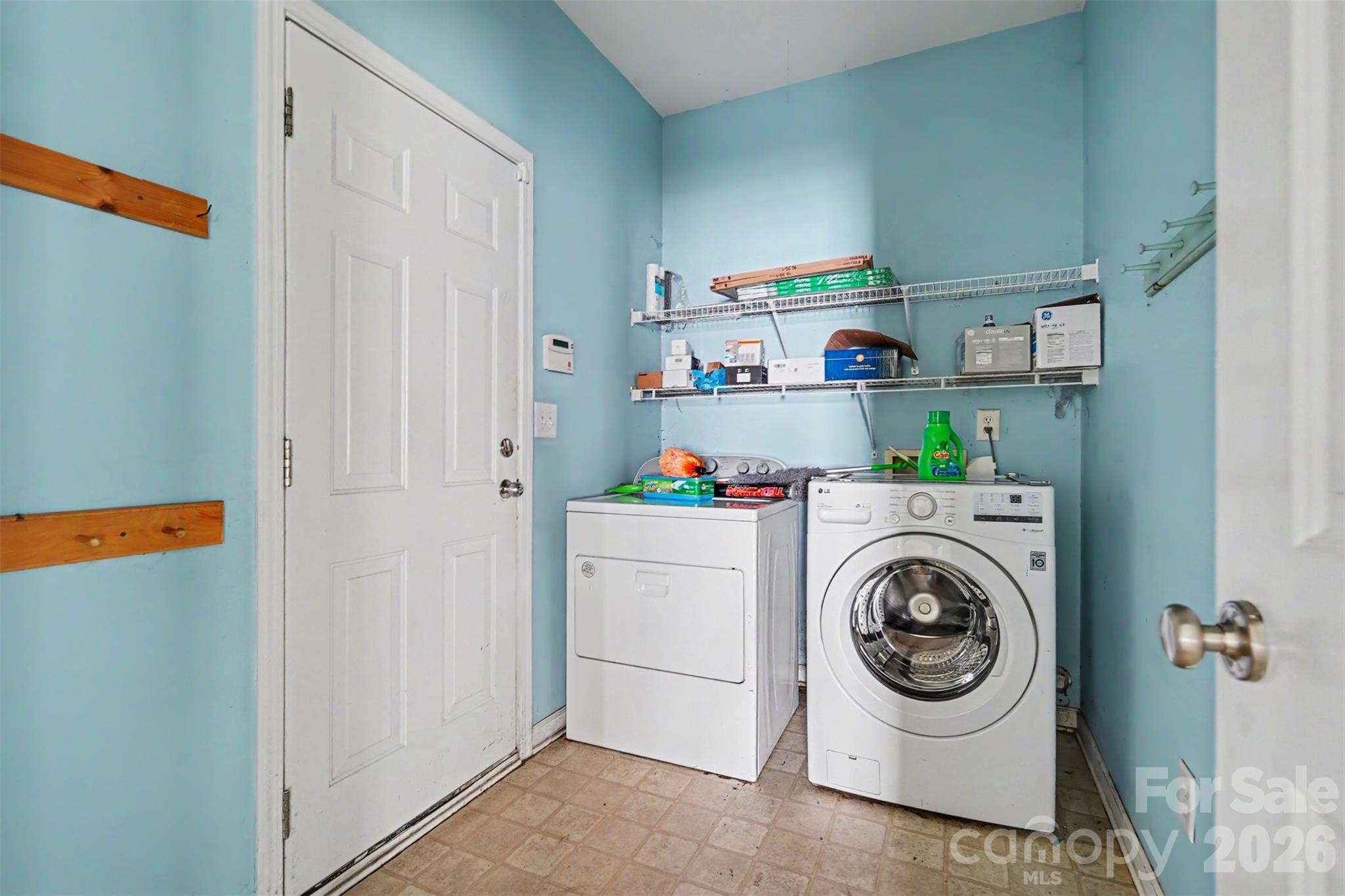 697 Yvonne Drive SW — Concord