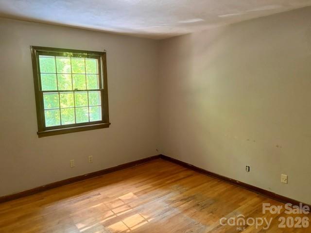 845 Cherokee Place SW — Lenoir