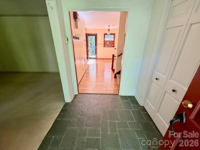 845 Cherokee Place SW — Lenoir