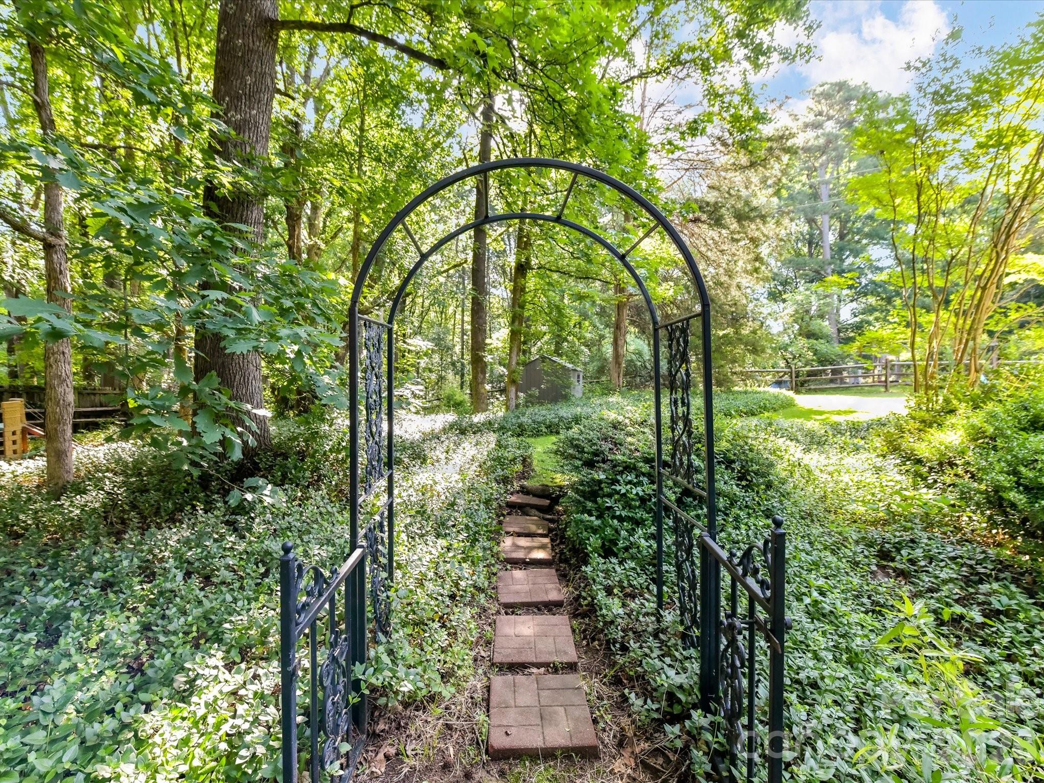 2249 Greenbrook Parkway #57 — Matthews