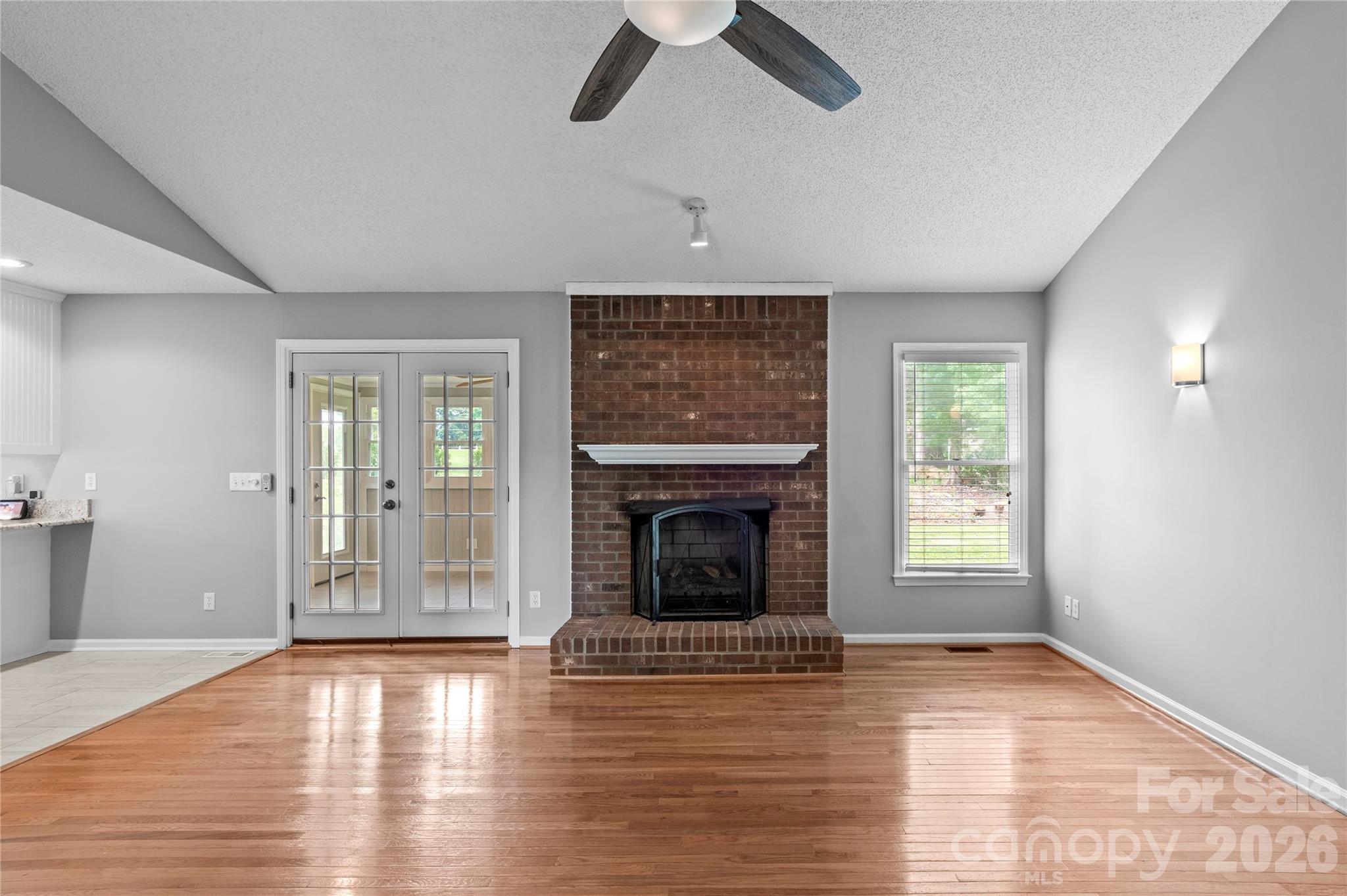 168 Whitehead Drive — Advance