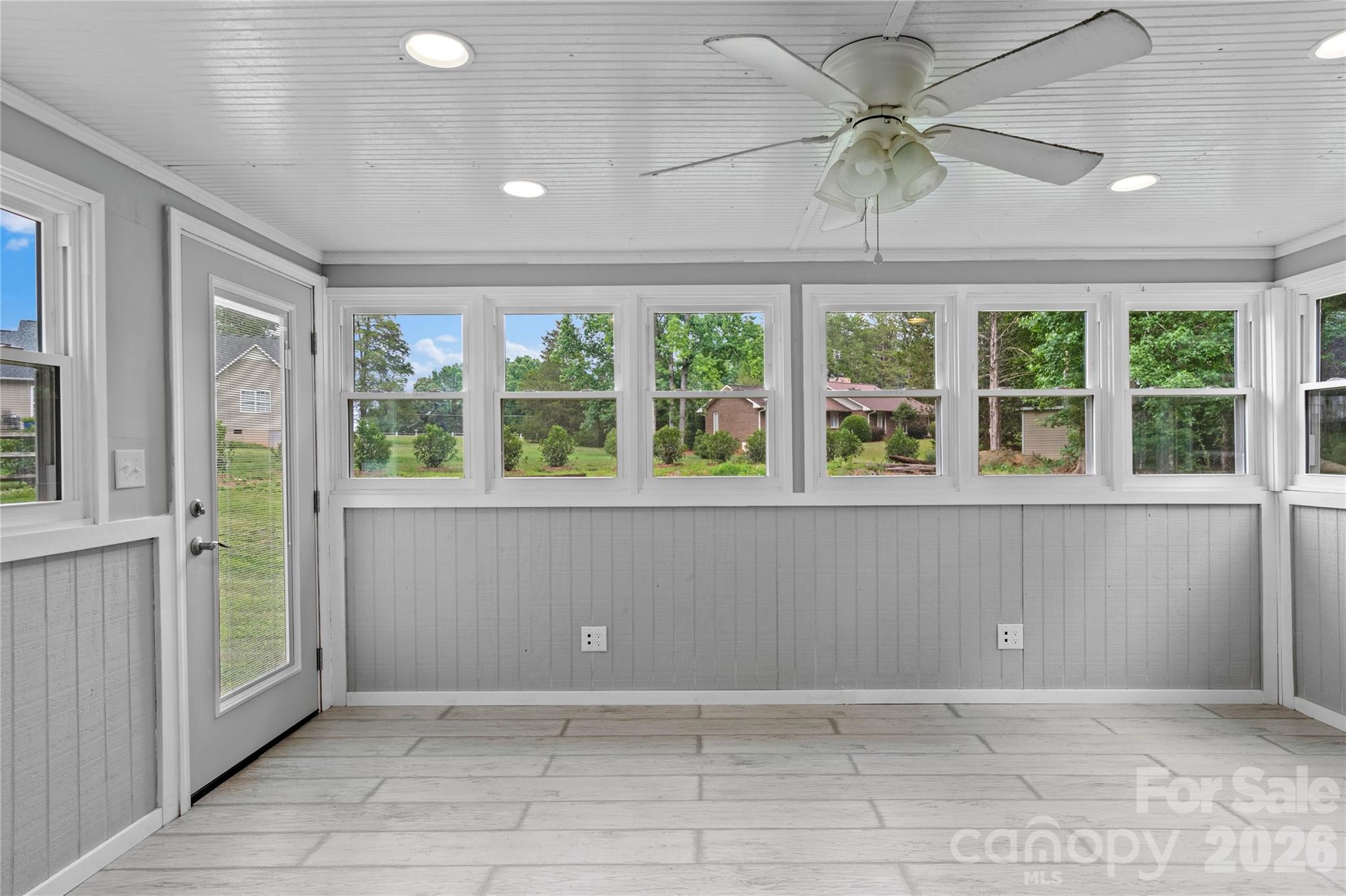 168 Whitehead Drive — Advance