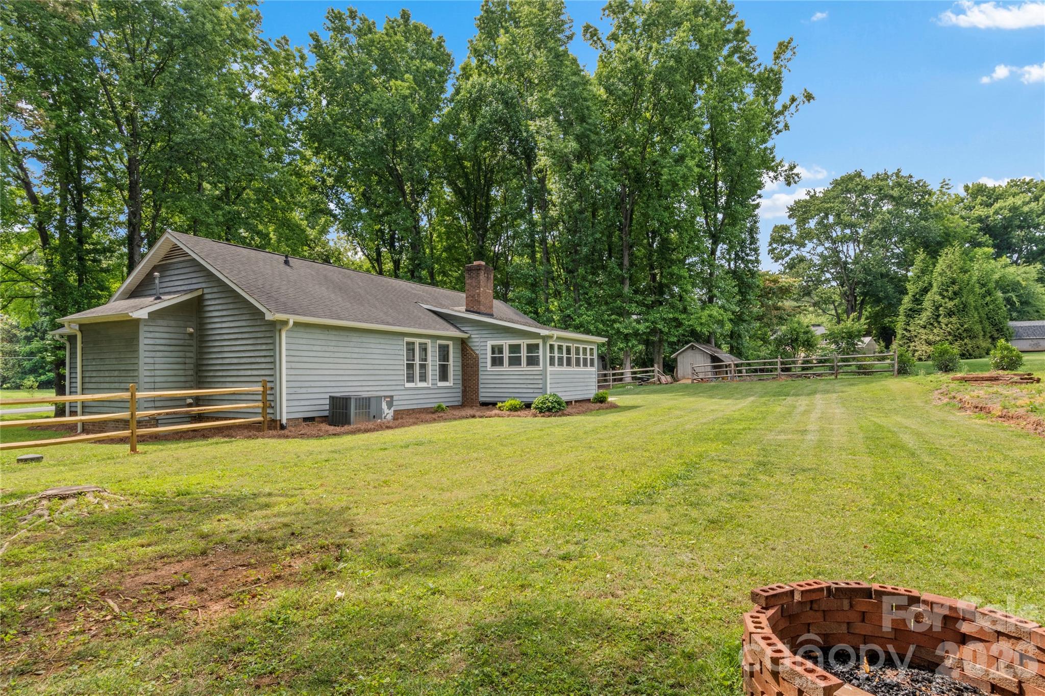 168 Whitehead Drive — Advance