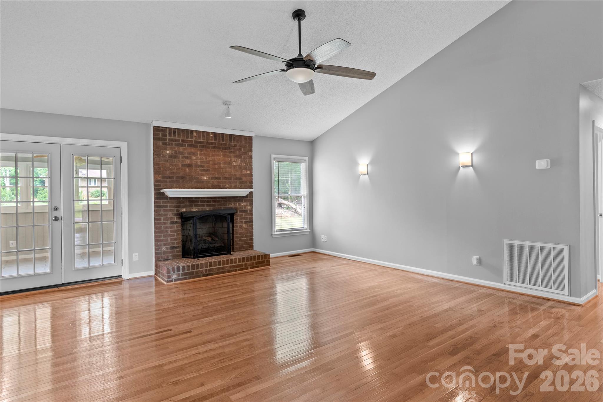 168 Whitehead Drive — Advance