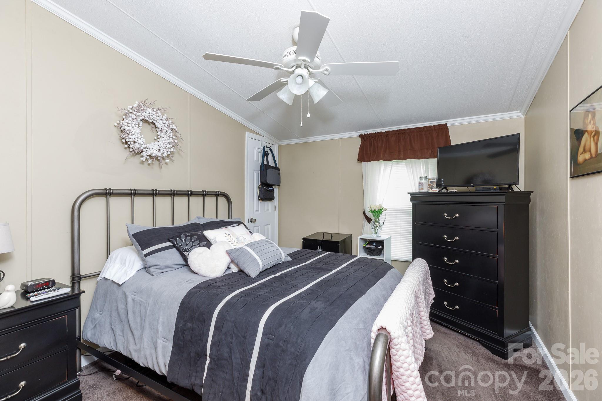 652 Sutton Spring Road — York