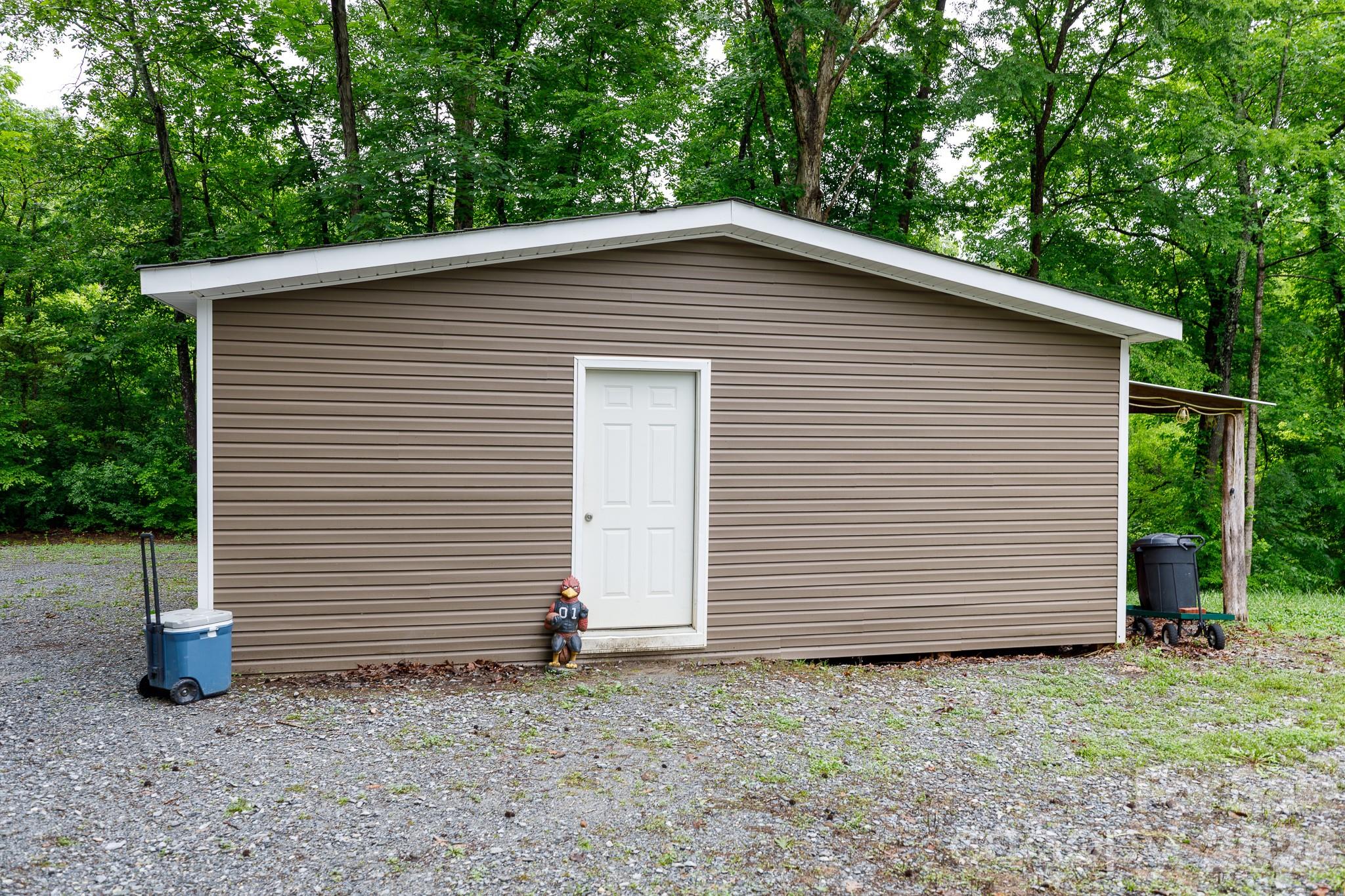 652 Sutton Spring Road — York