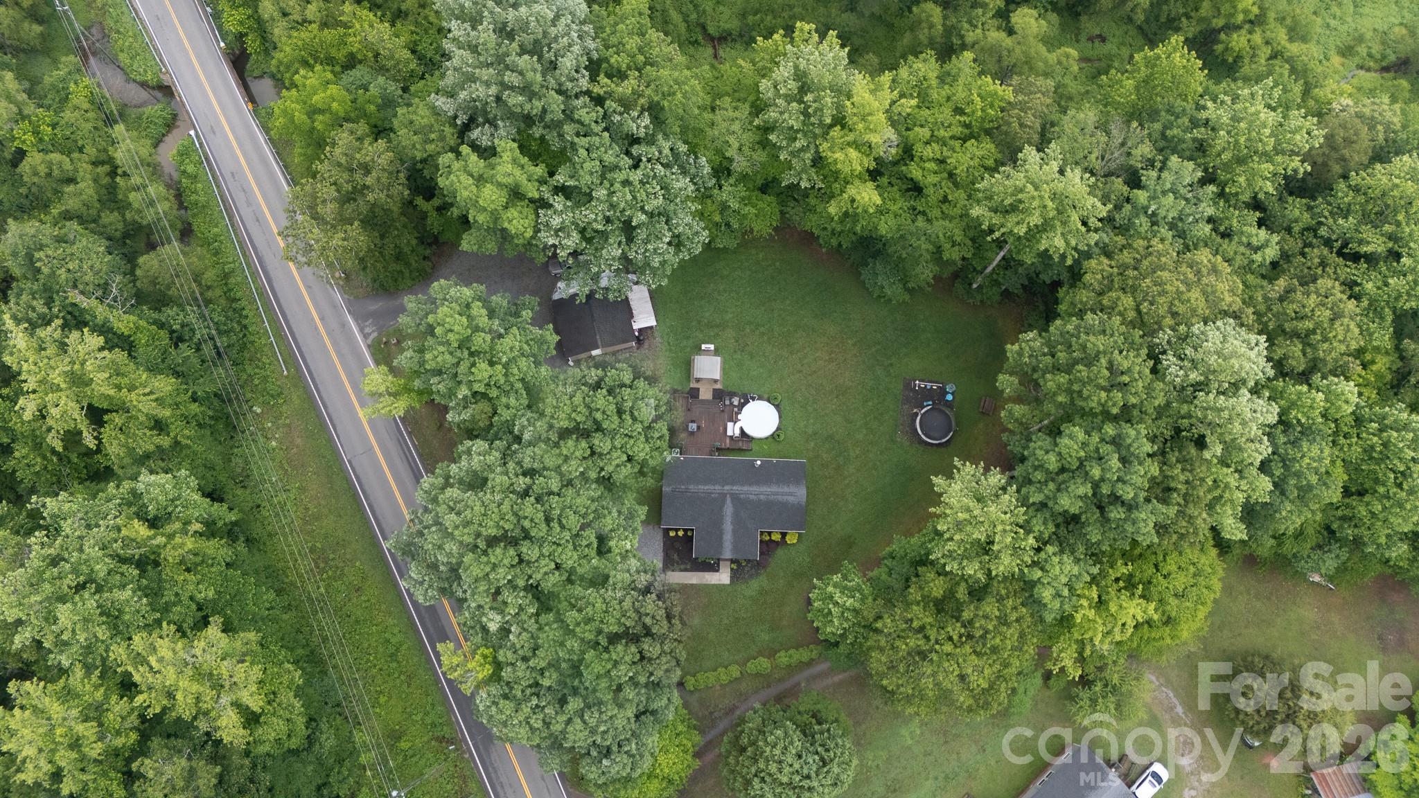 652 Sutton Spring Road — York