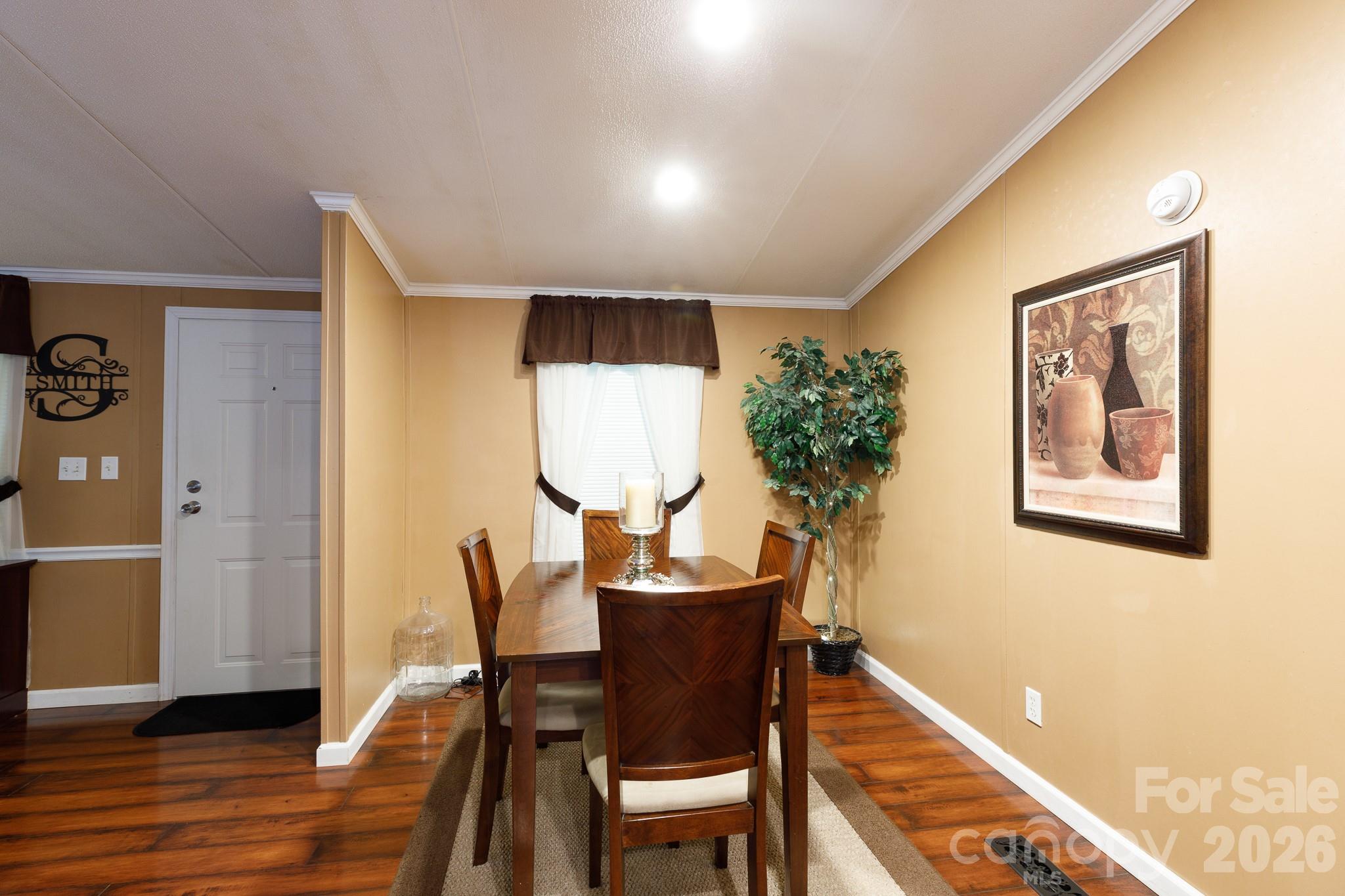 652 Sutton Spring Road — York