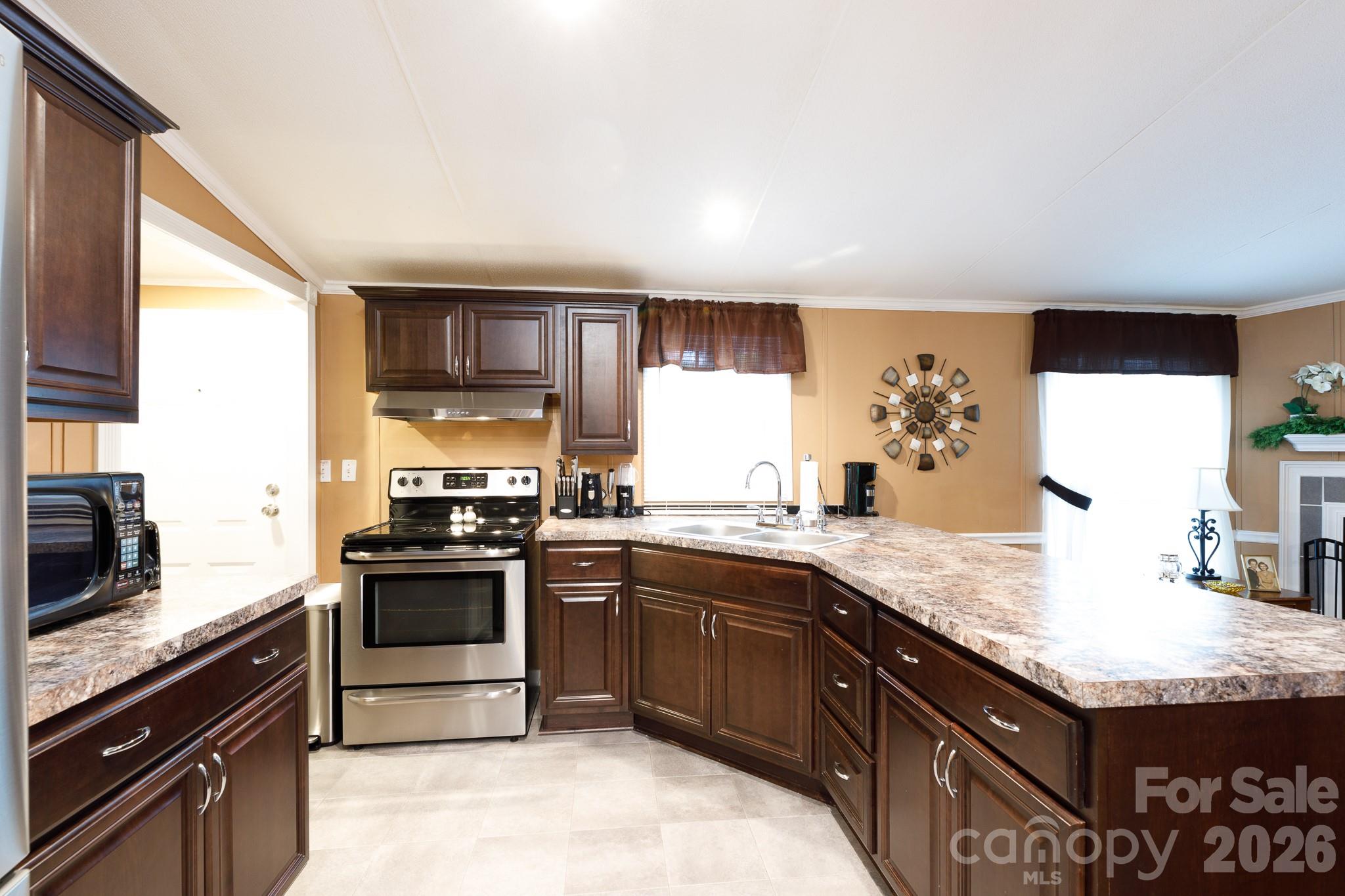 652 Sutton Spring Road — York