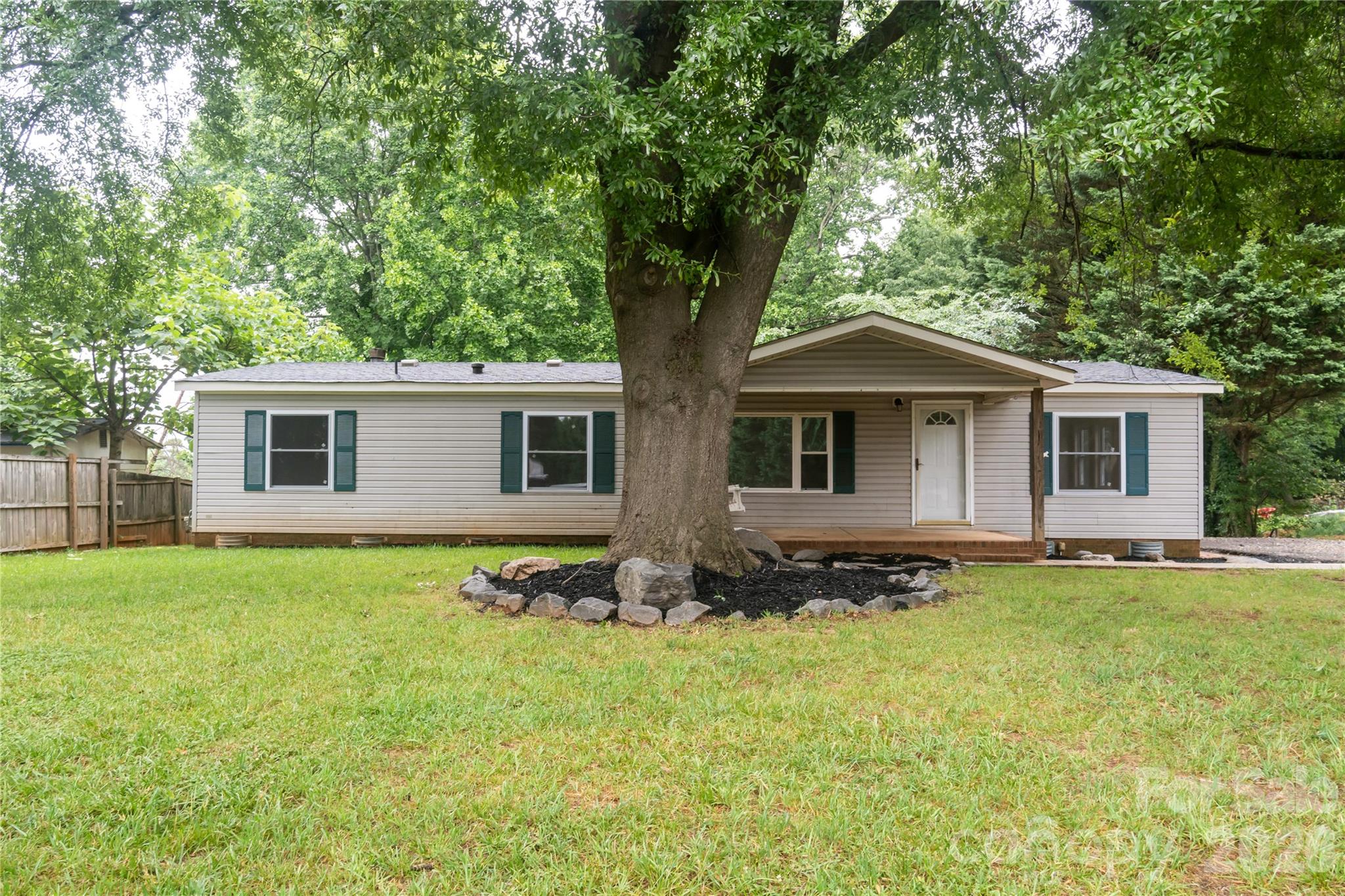 3902 Sharyn Drive — Charlotte