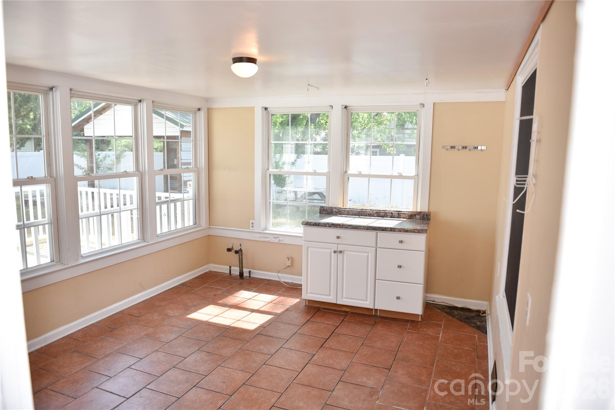 500 Godwin Avenue — Lumberton