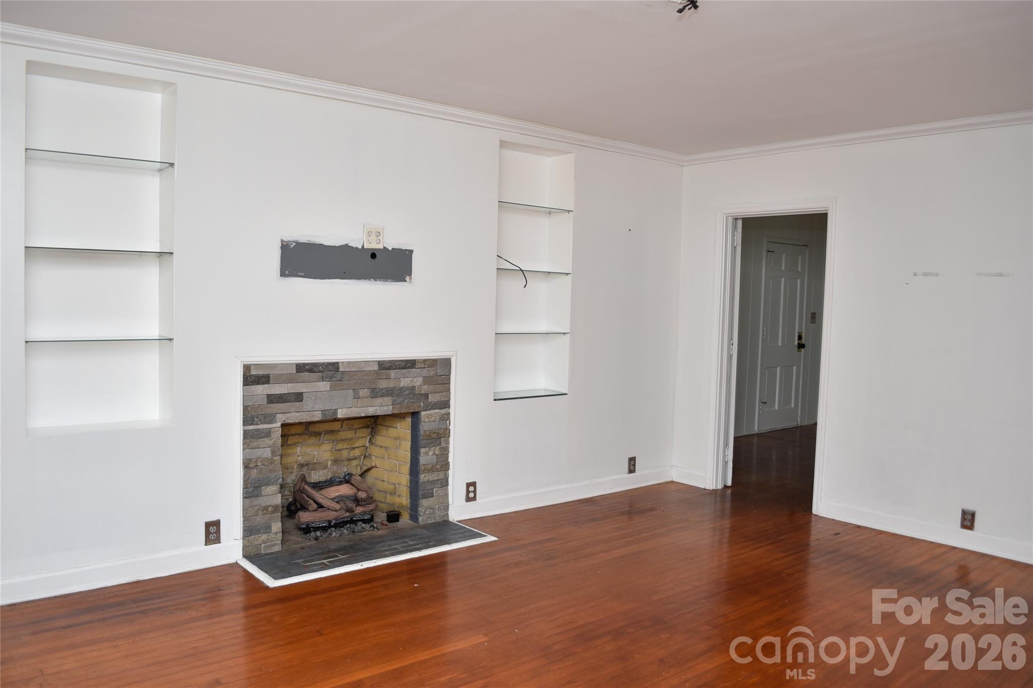 500 Godwin Avenue — Lumberton