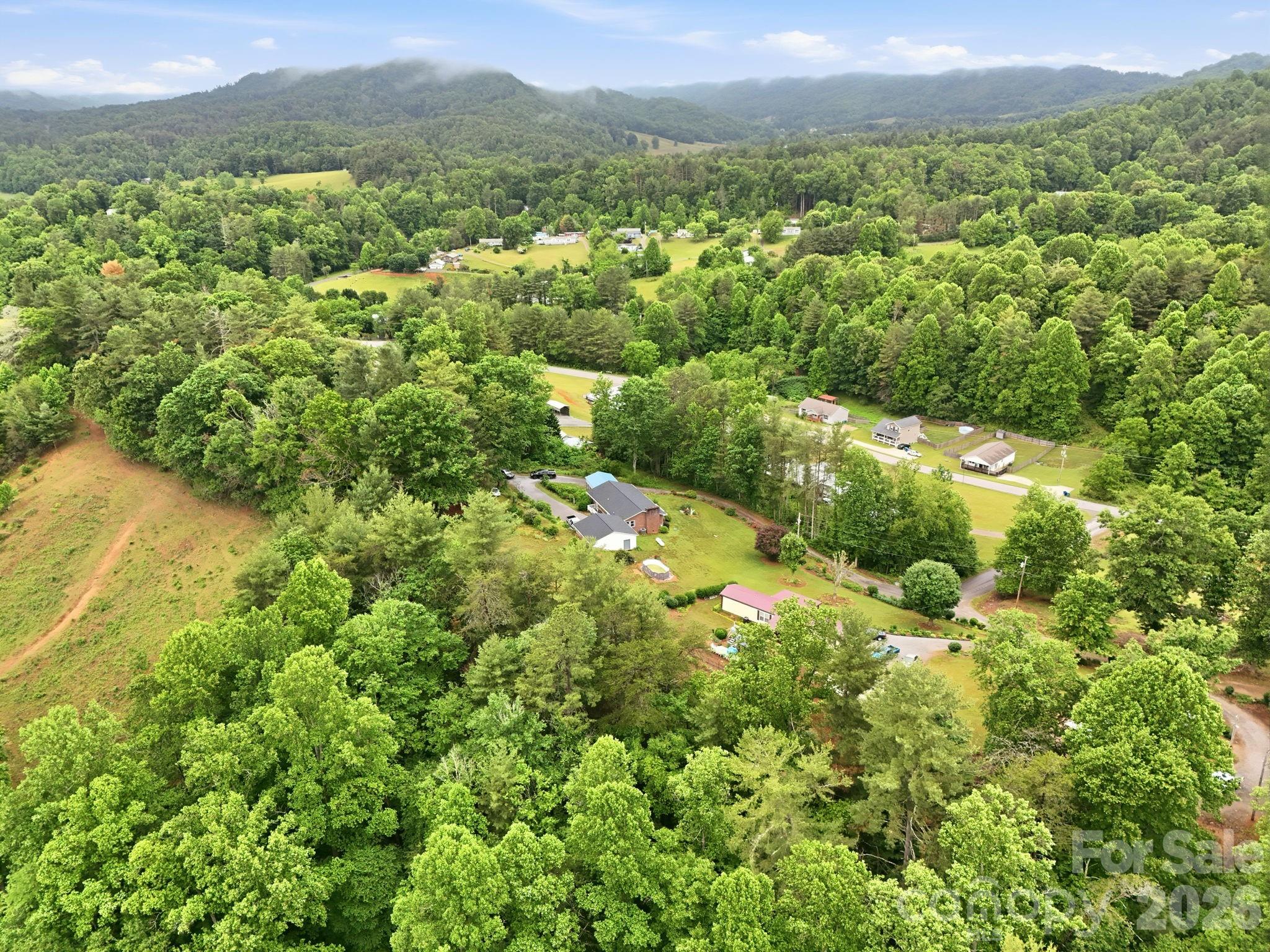 22 Webb Hill Road — Leicester