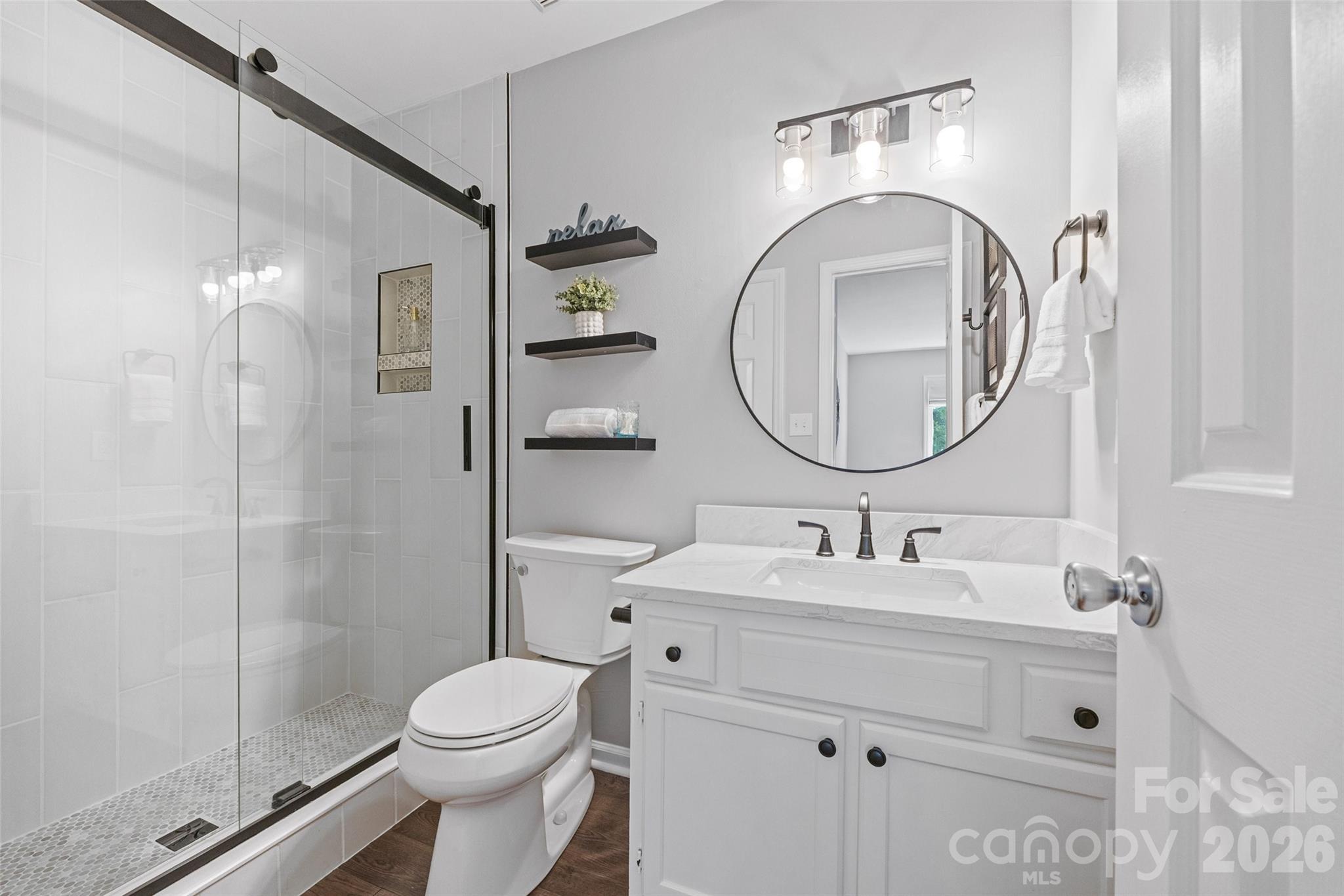 4160 Koala Circle — Tega Cay