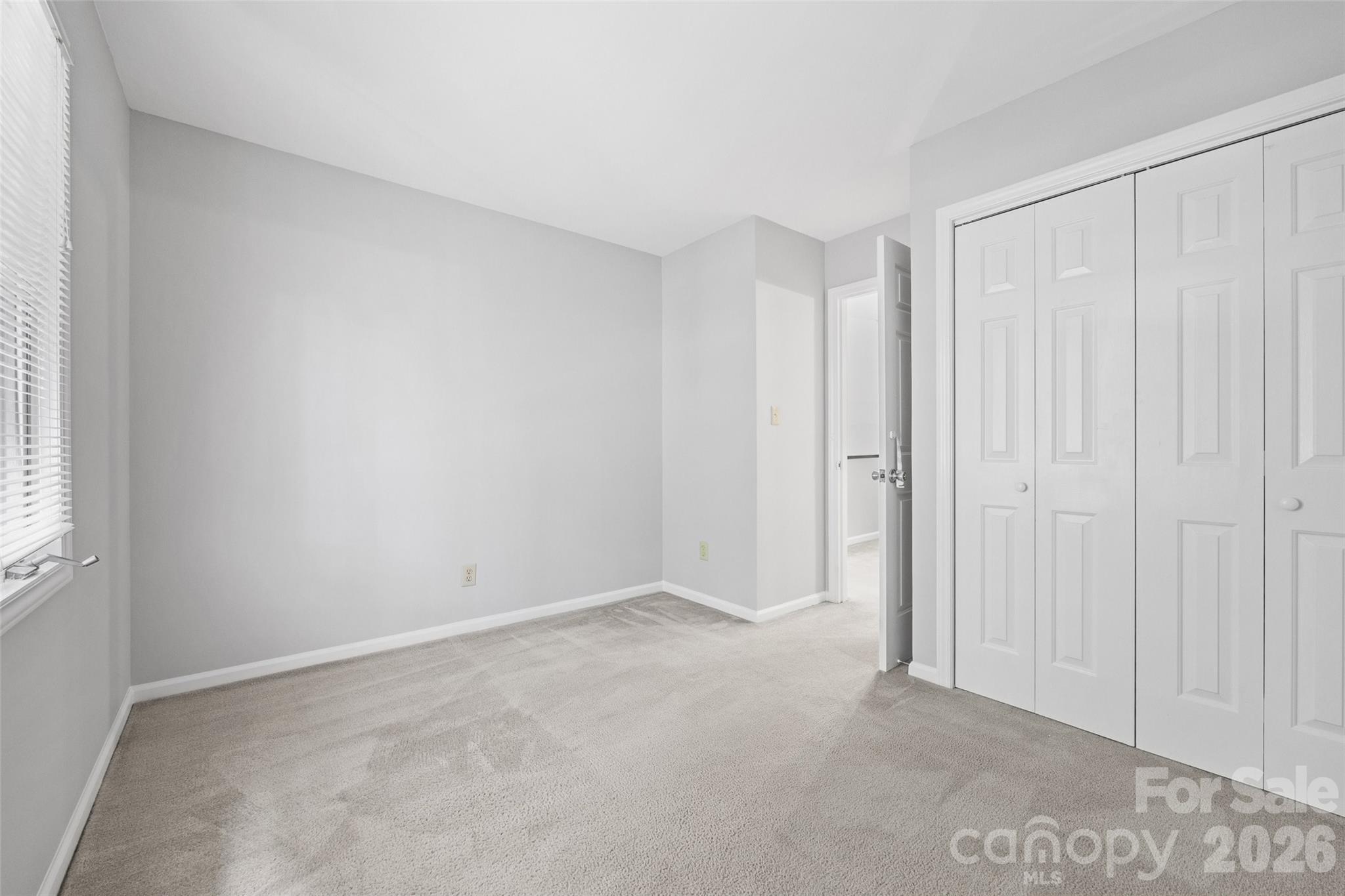 4160 Koala Circle — Tega Cay