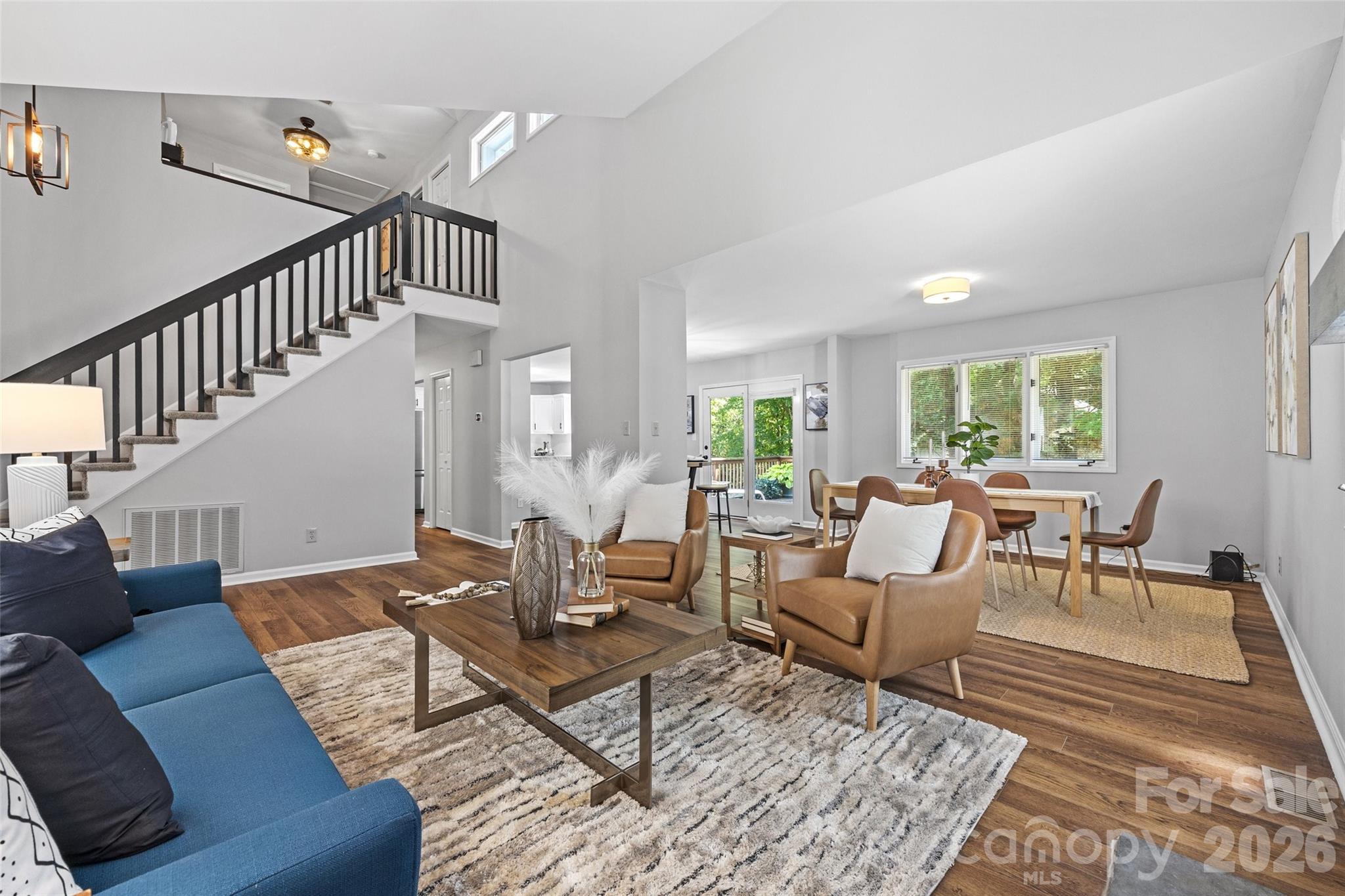 4160 Koala Circle — Tega Cay