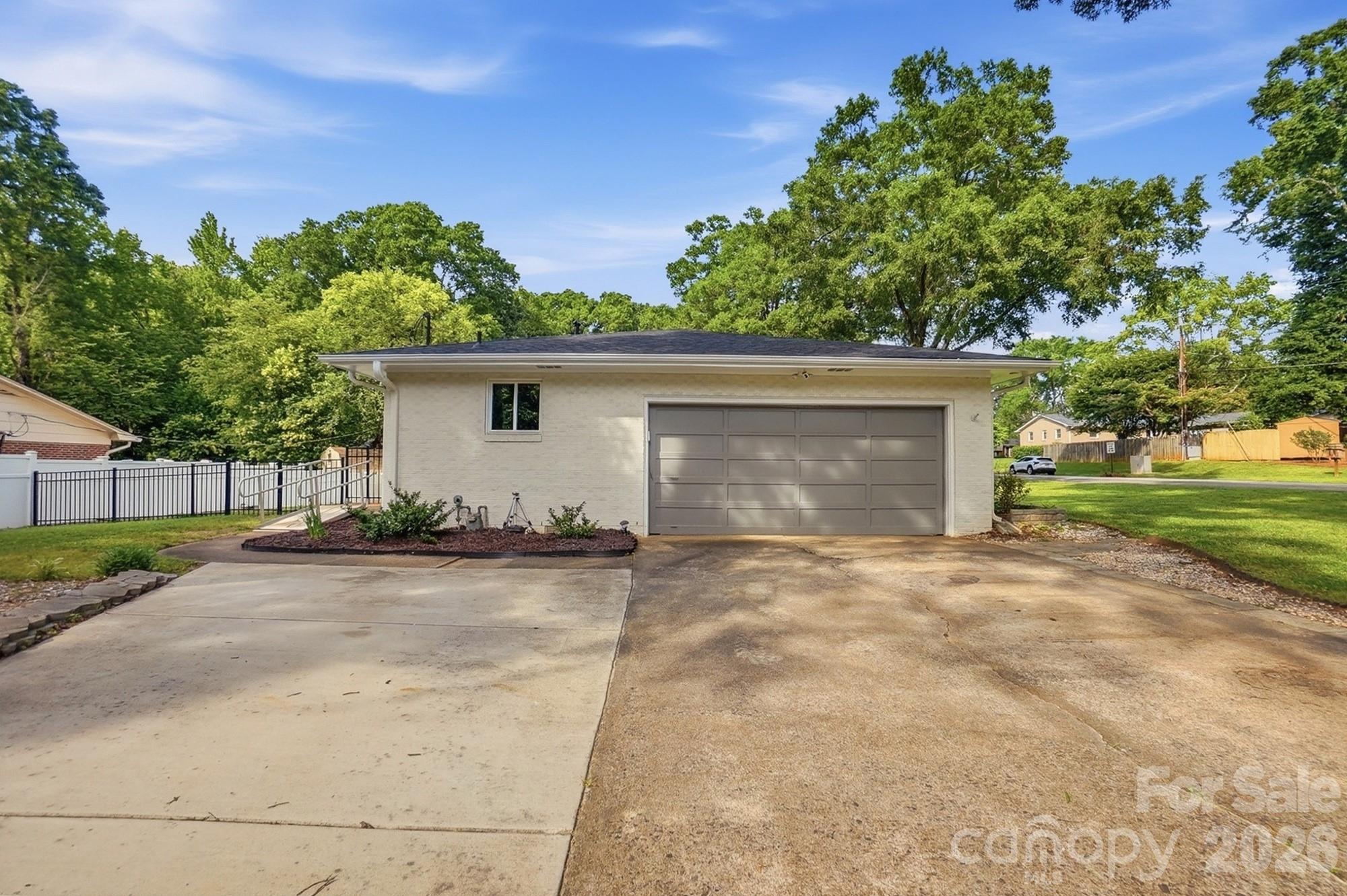 1405 Colony Road — Rock Hill