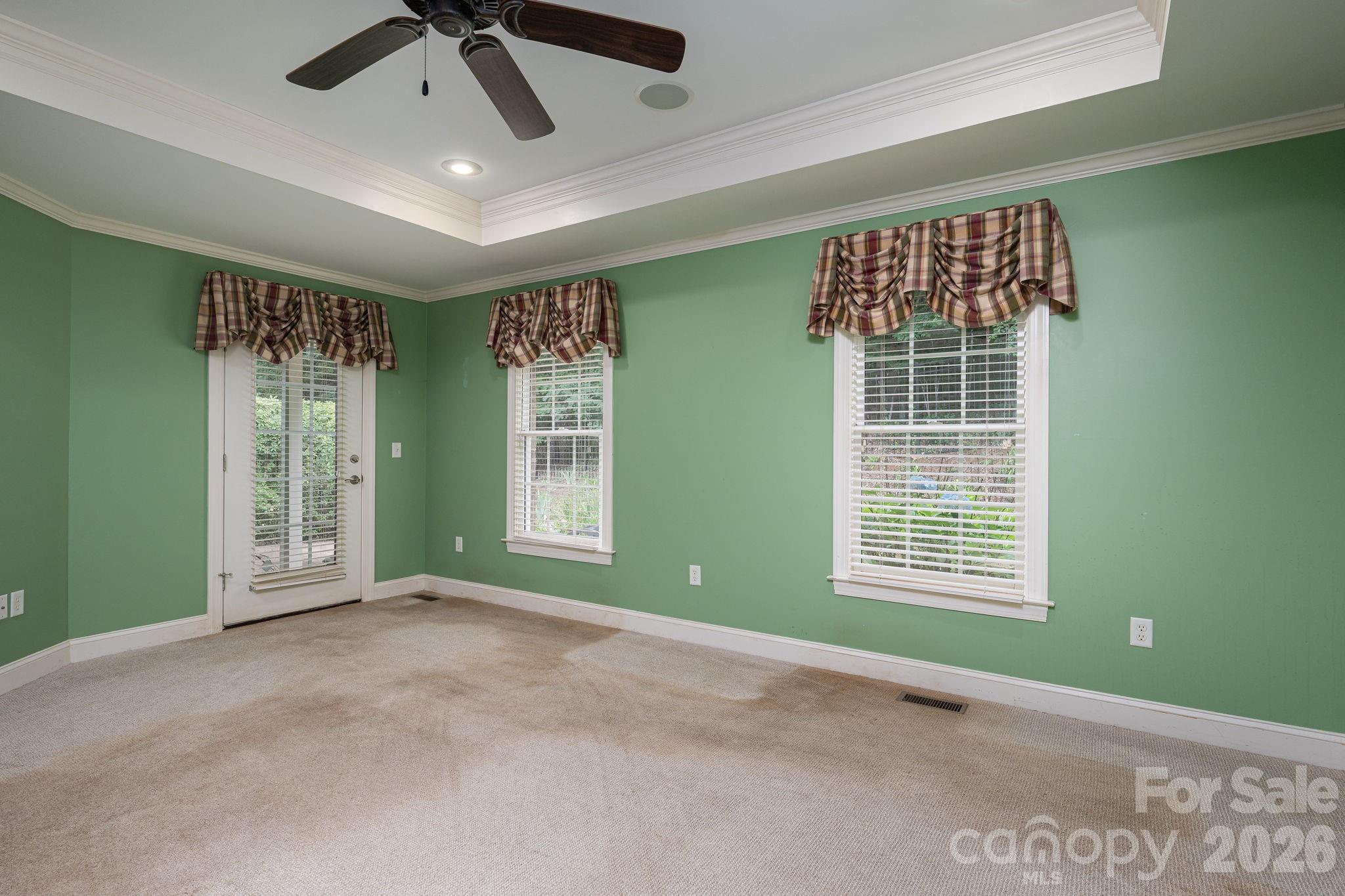116 28th Avenue NW — Hickory