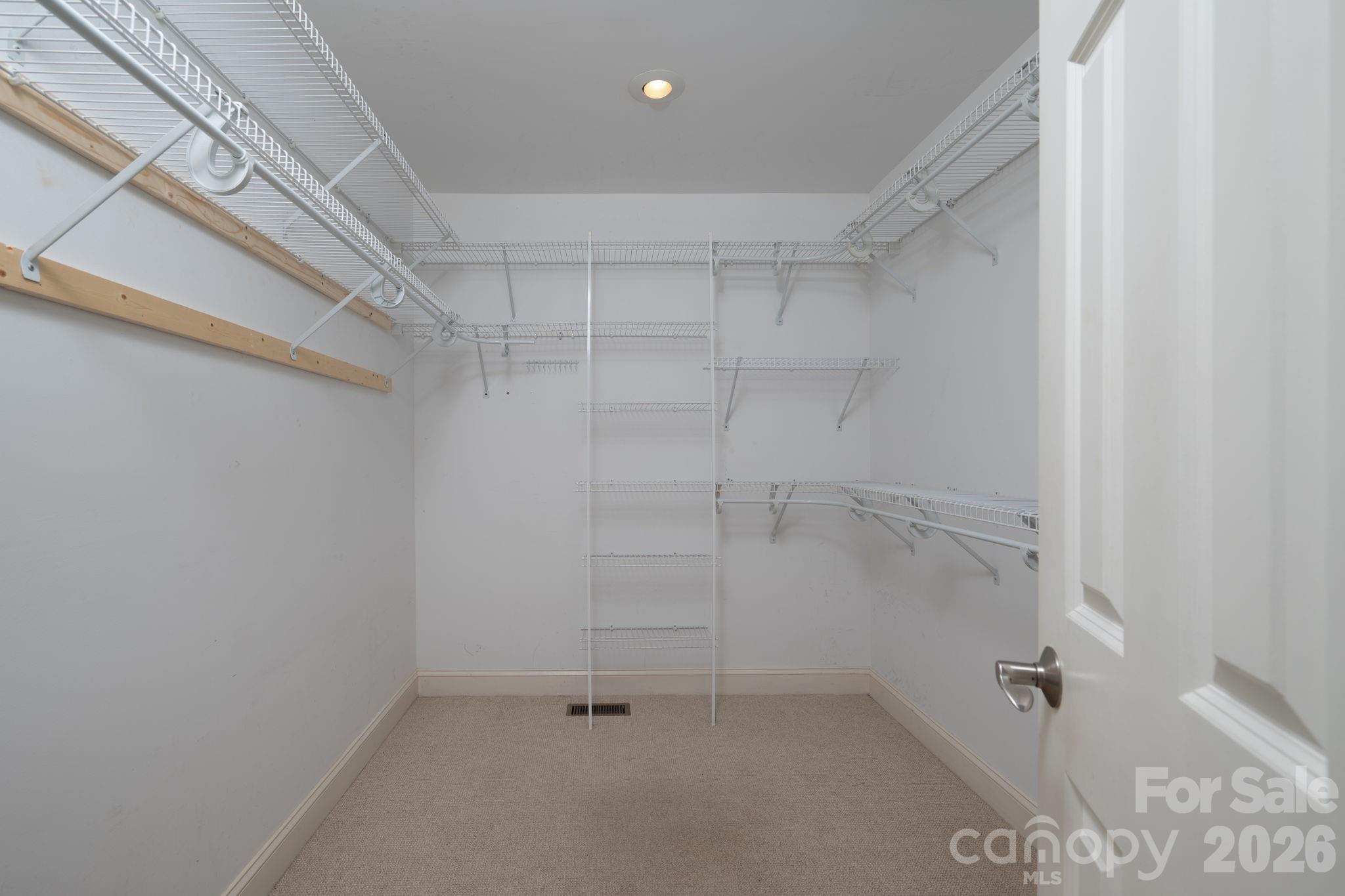 116 28th Avenue NW — Hickory