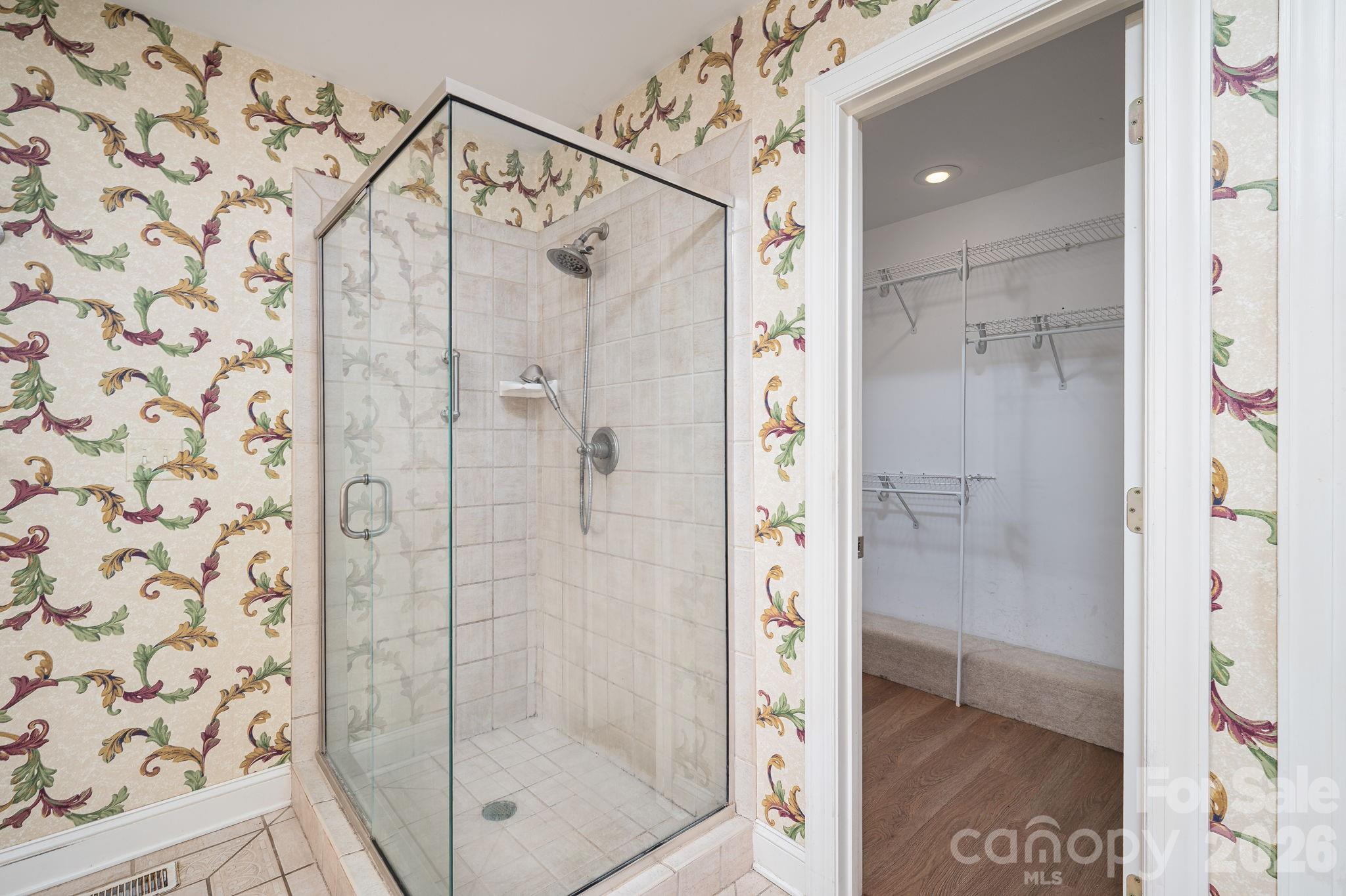 116 28th Avenue NW — Hickory