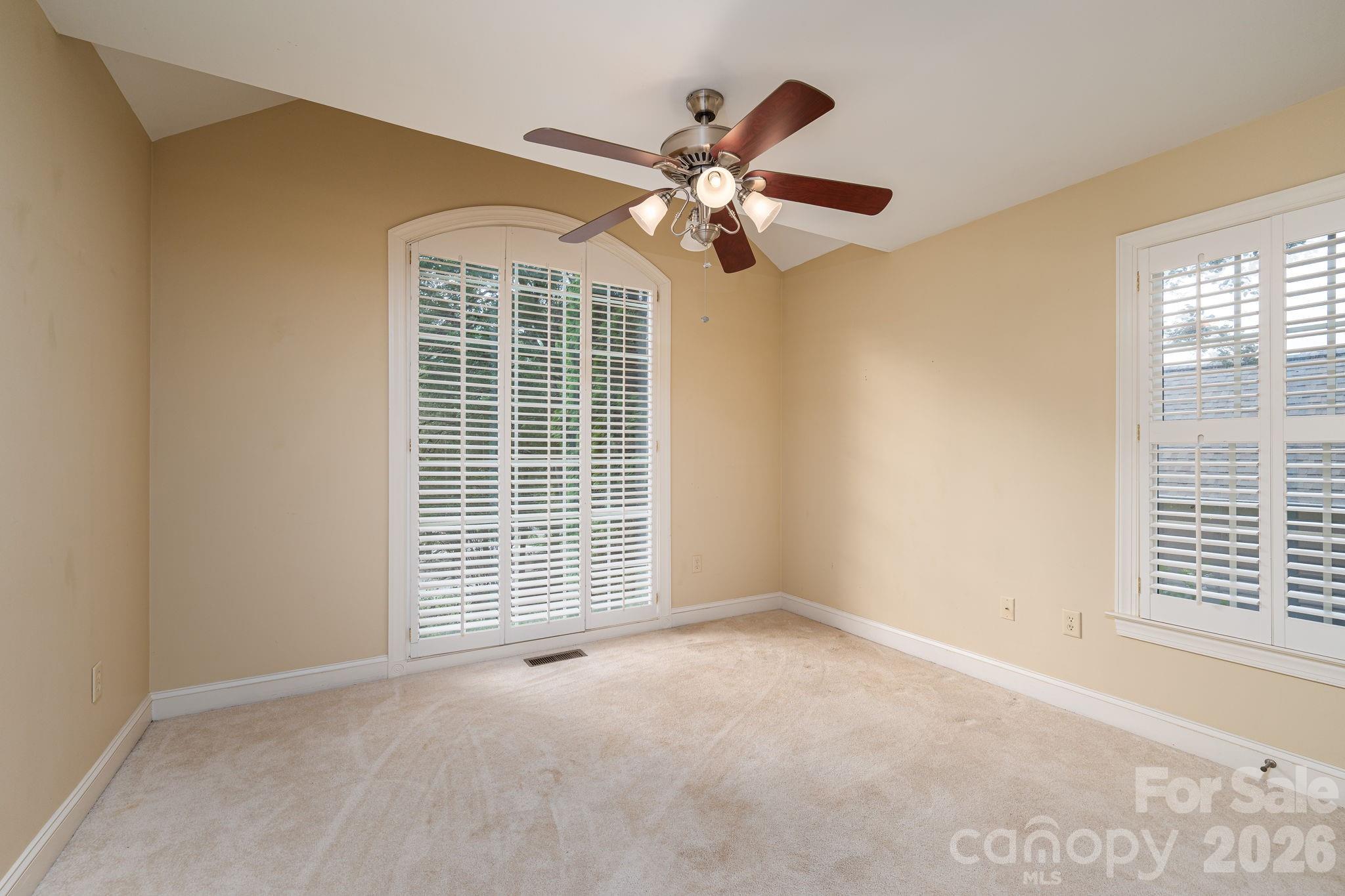 116 28th Avenue NW — Hickory