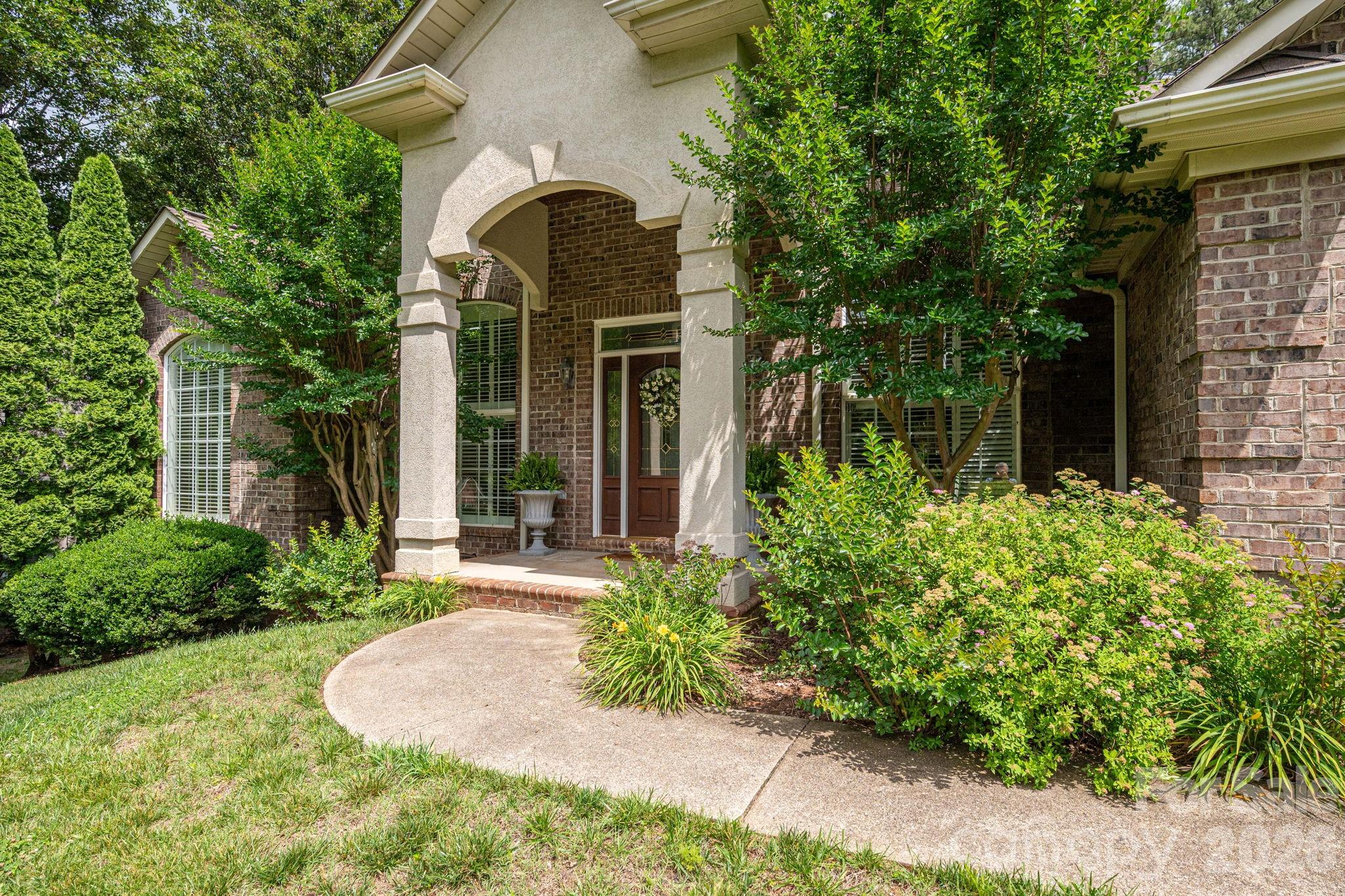 116 28th Avenue NW — Hickory