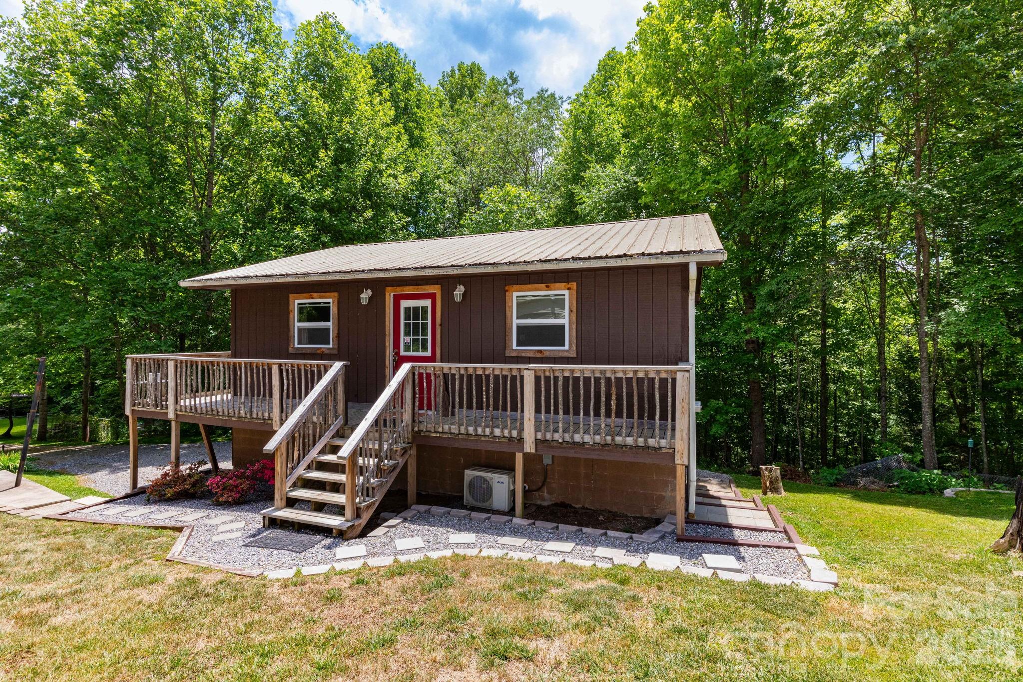 45 and 54 Forsythe Lane — Waynesville