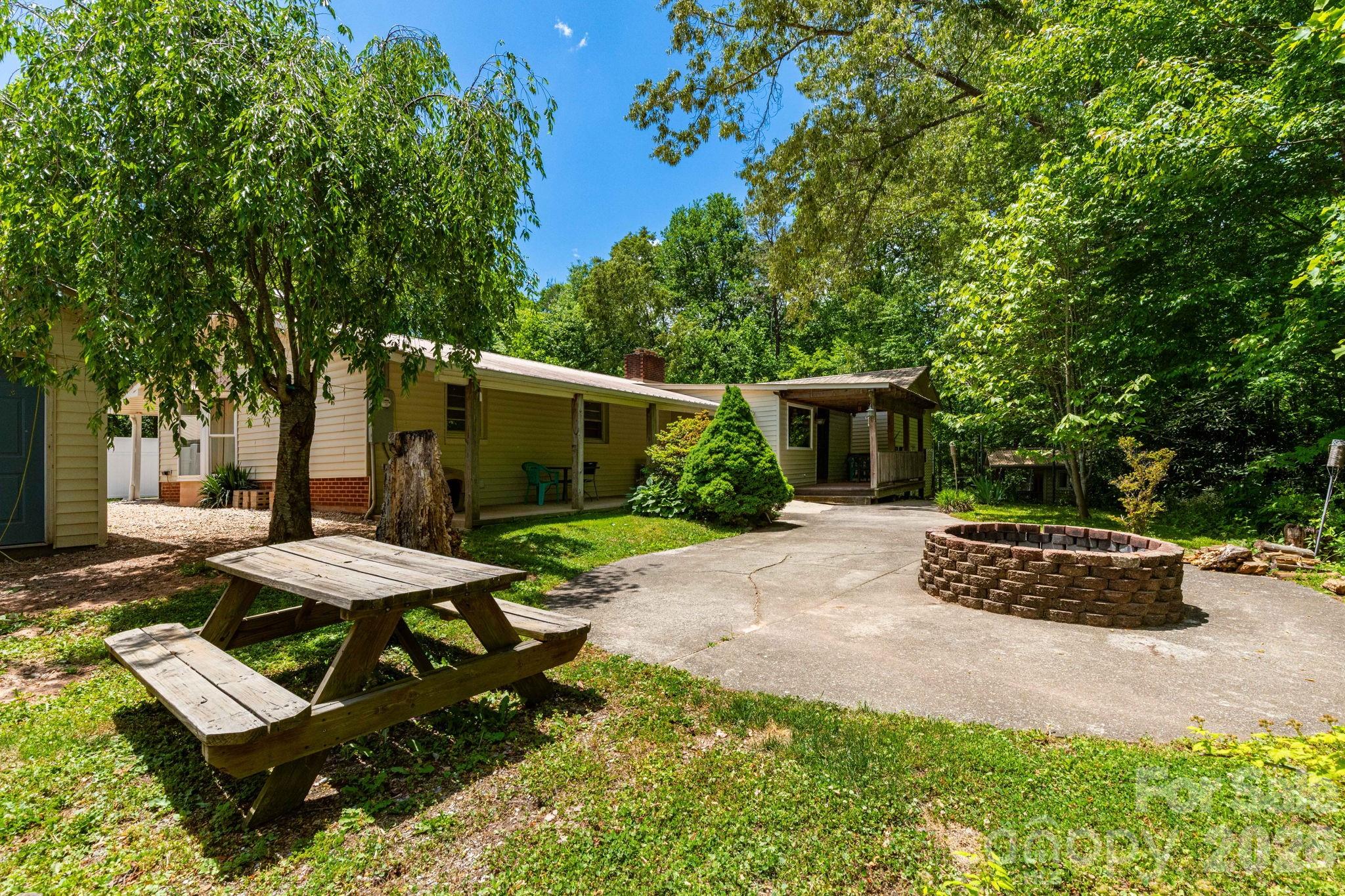 45 and 54 Forsythe Lane — Waynesville