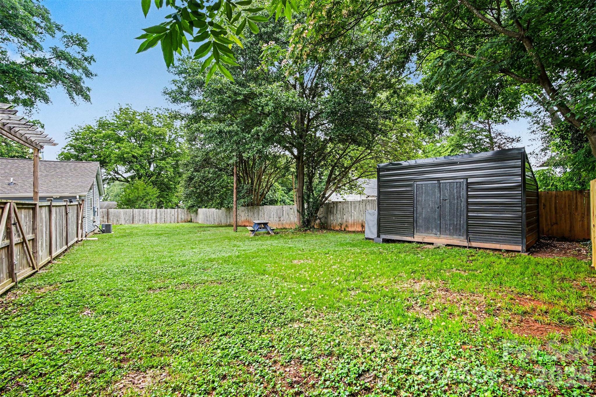2201 Acme Road — Belmont