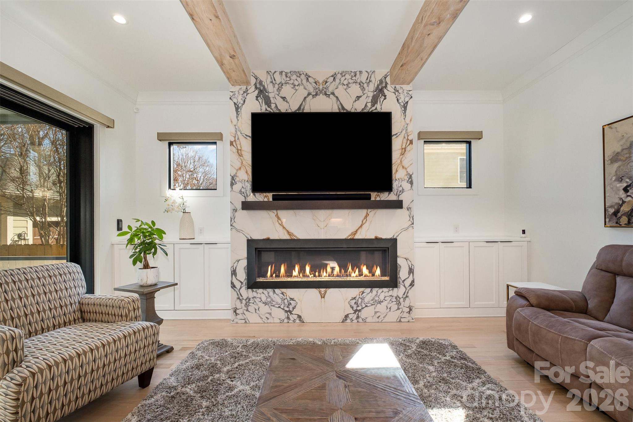 439 Melbourne Court — Charlotte