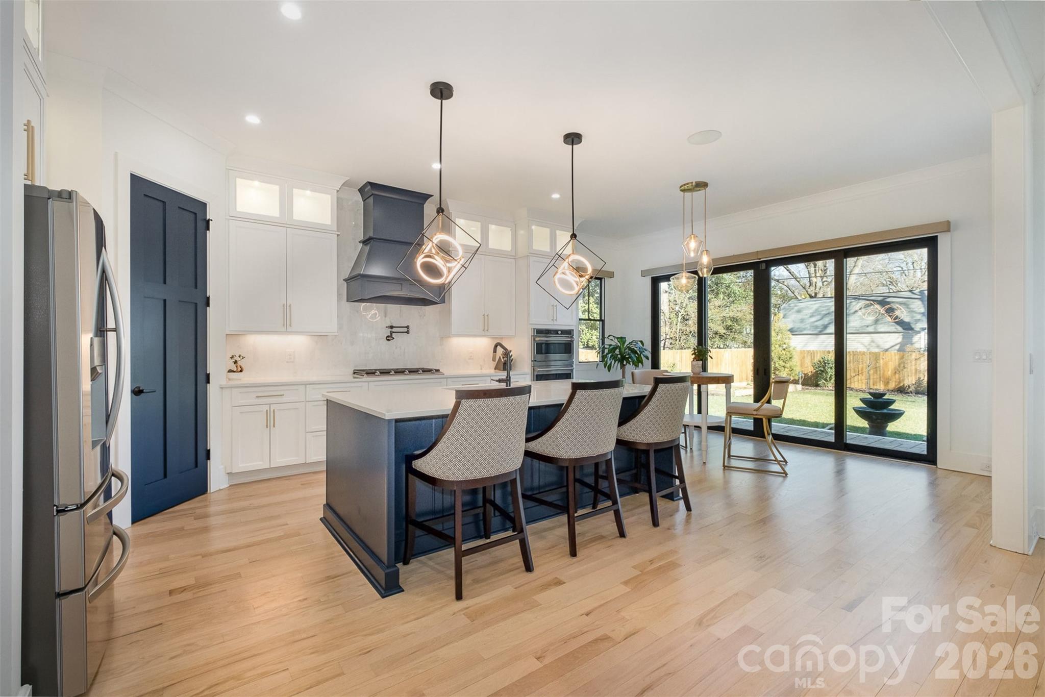439 Melbourne Court — Charlotte