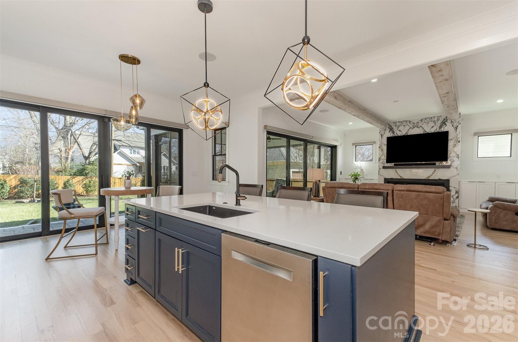 439 Melbourne Court — Charlotte