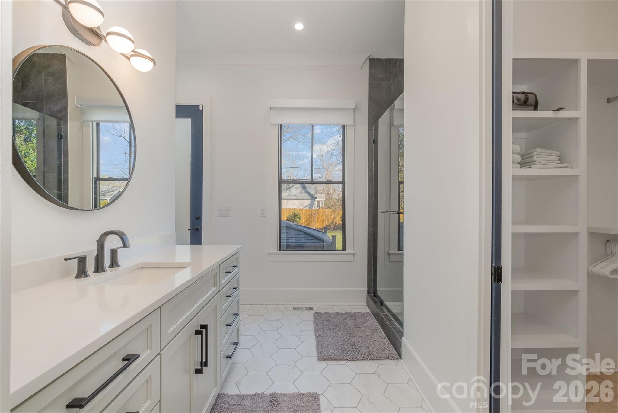 439 Melbourne Court — Charlotte