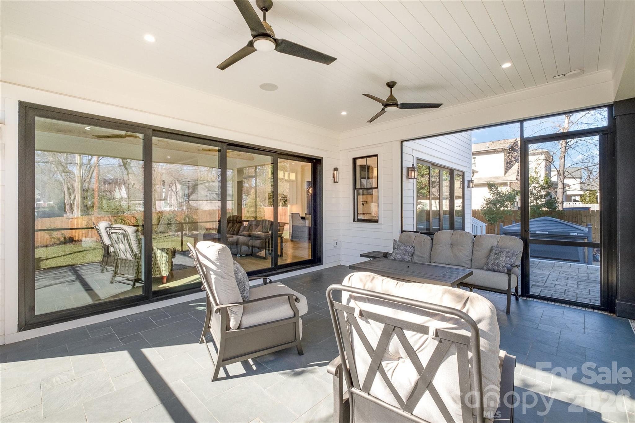 439 Melbourne Court — Charlotte