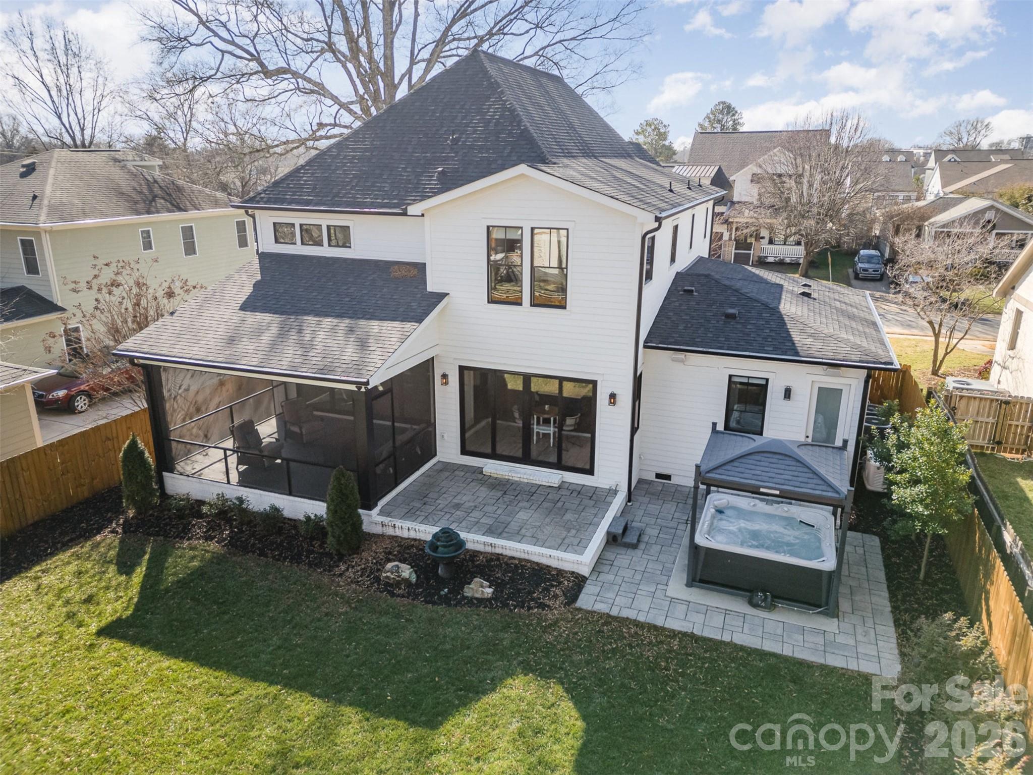 439 Melbourne Court — Charlotte