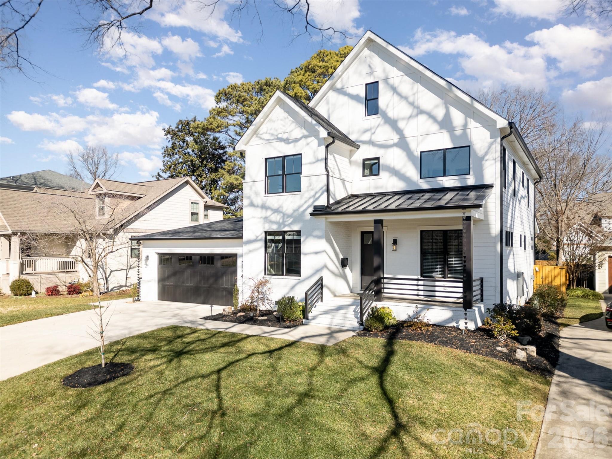 439 Melbourne Court — Charlotte