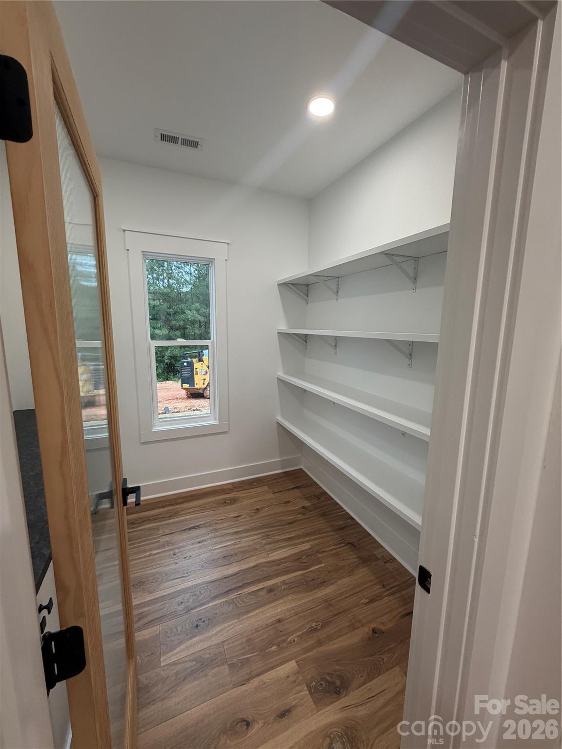 1265 Misty Lane — Hickory