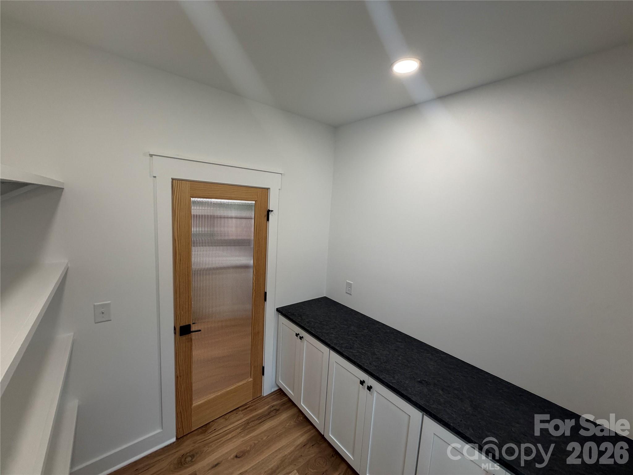 1265 Misty Lane — Hickory