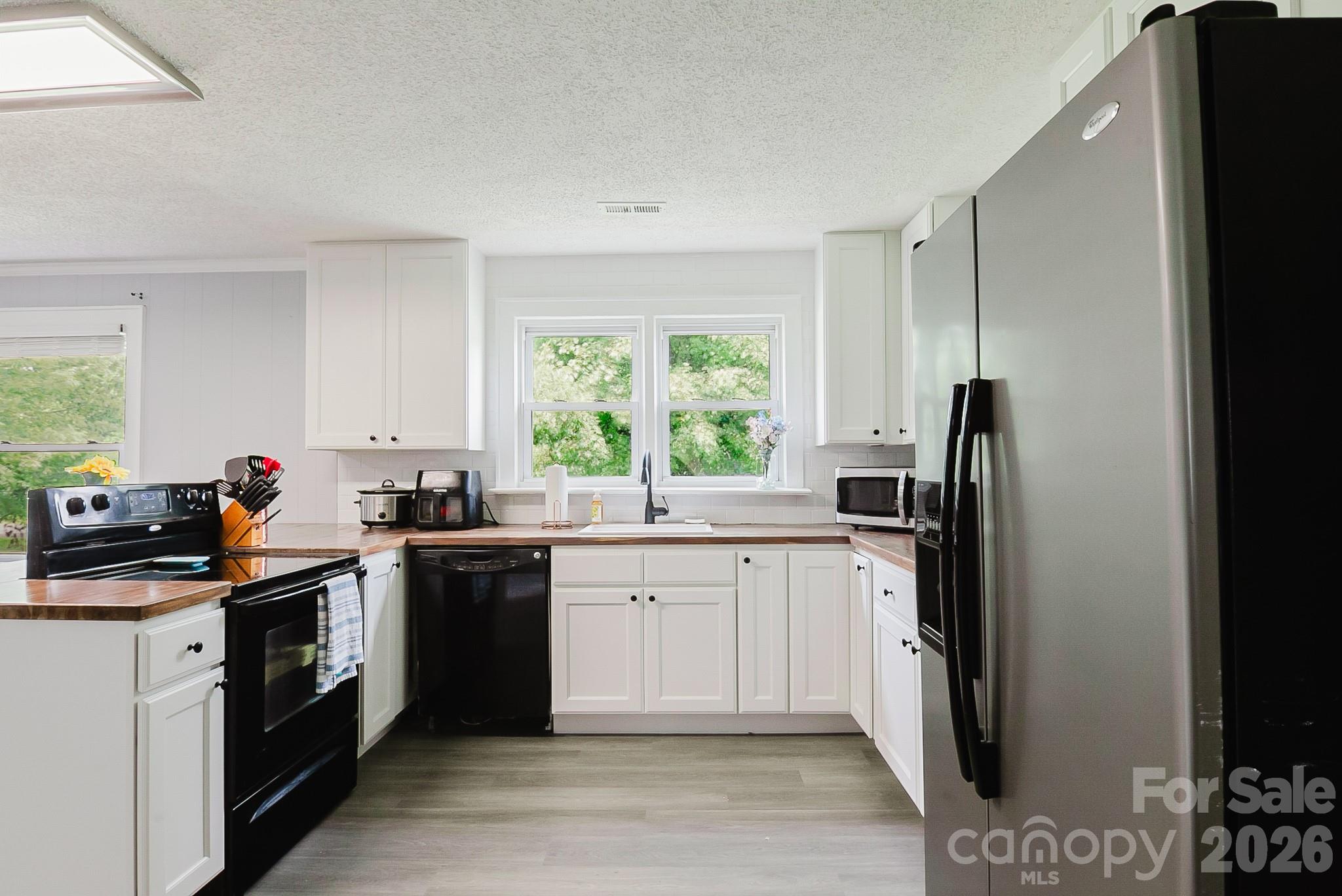 12536 Winfield Road — Norwood