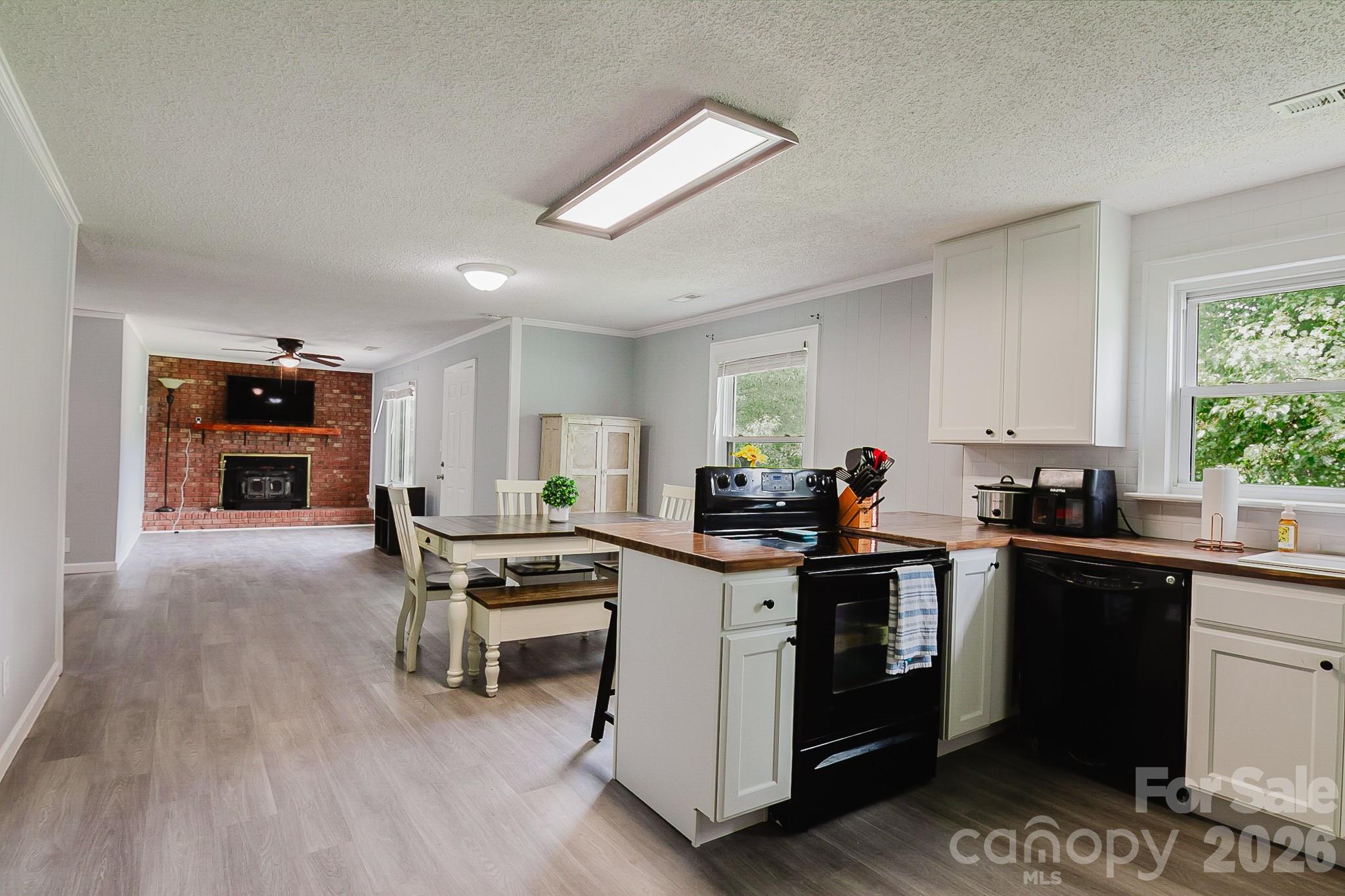 12536 Winfield Road — Norwood