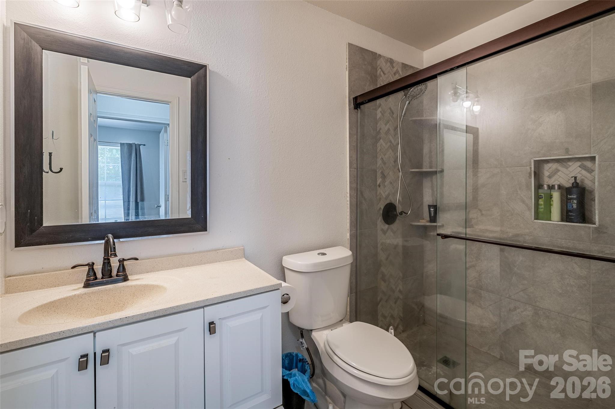 7343 Fox Point Drive — Charlotte
