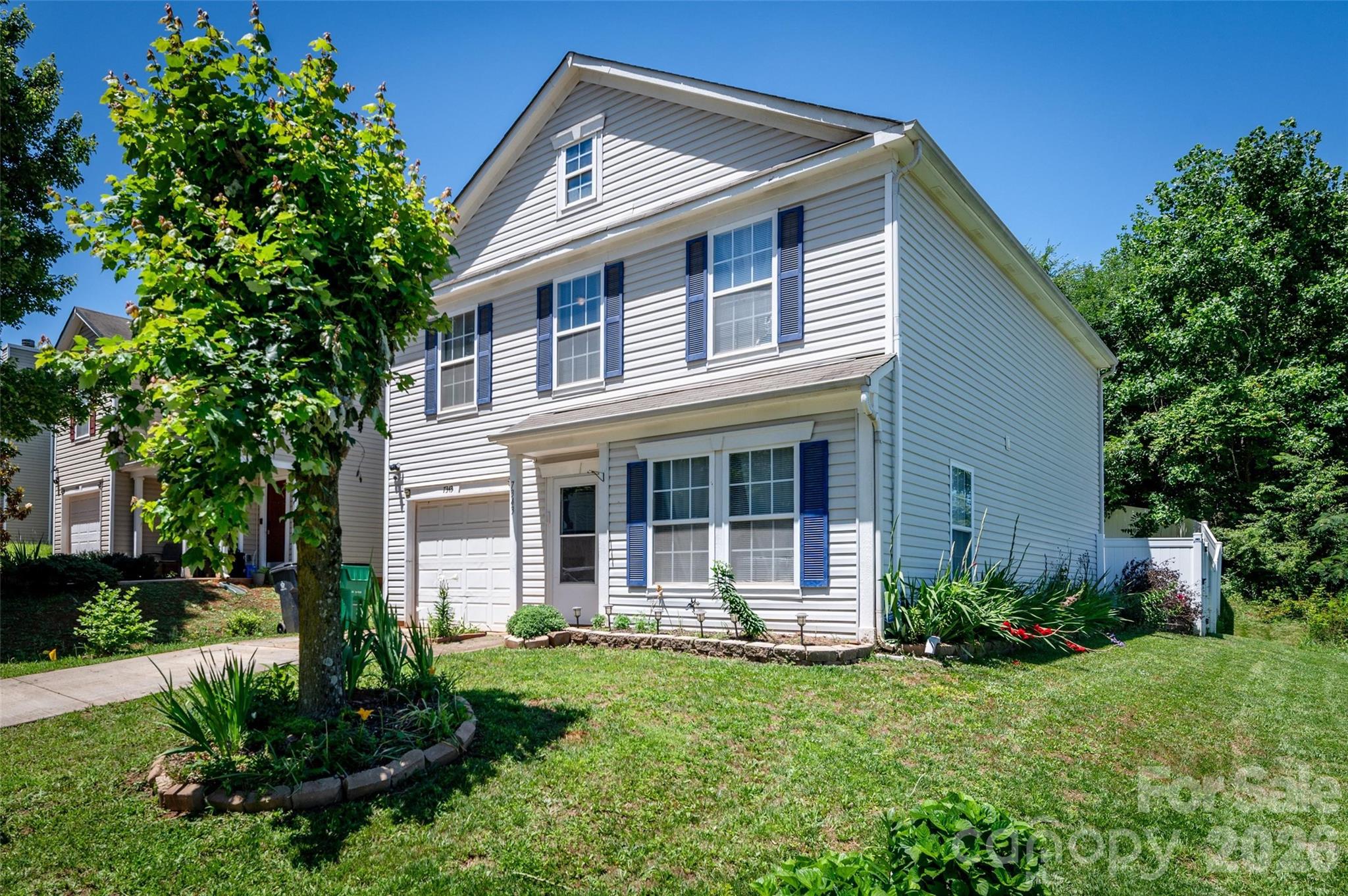 7343 Fox Point Drive — Charlotte