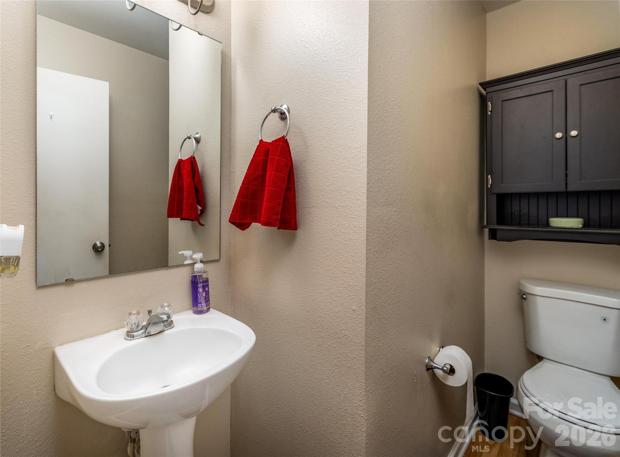 7343 Fox Point Drive — Charlotte